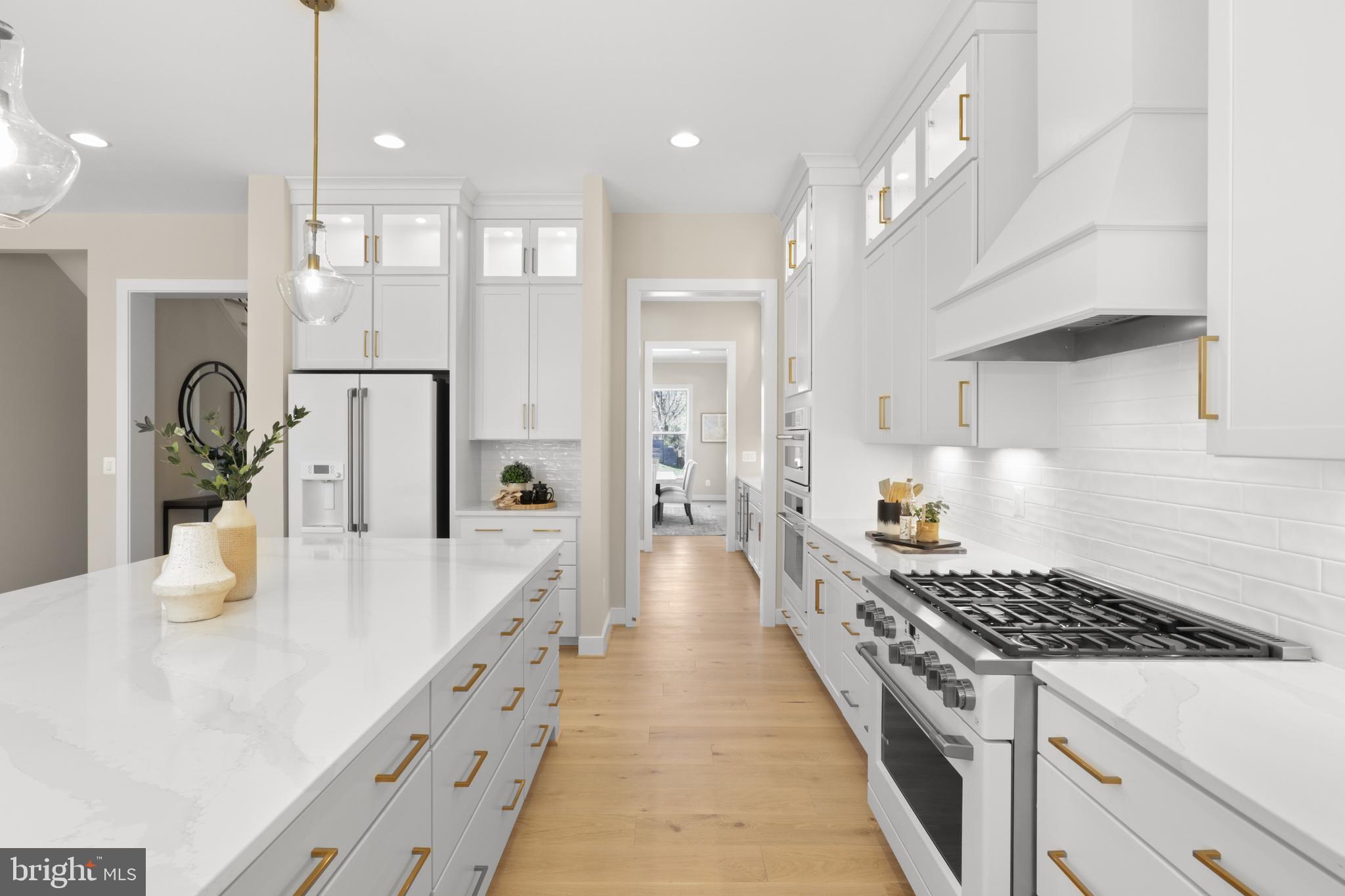 9211 KILMARNOCK DRIVE