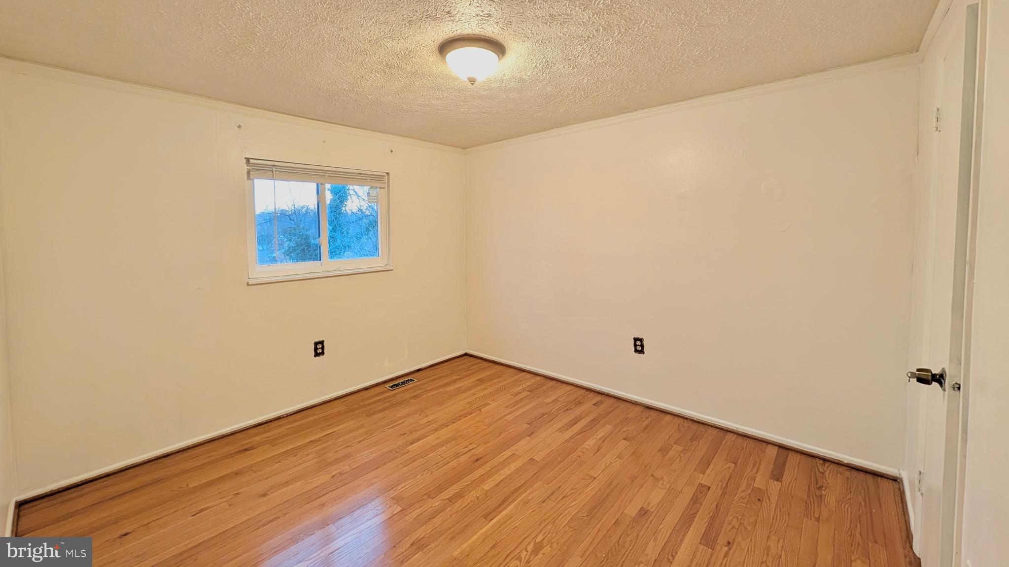 7051 LEEWOOD FOREST DRIVE