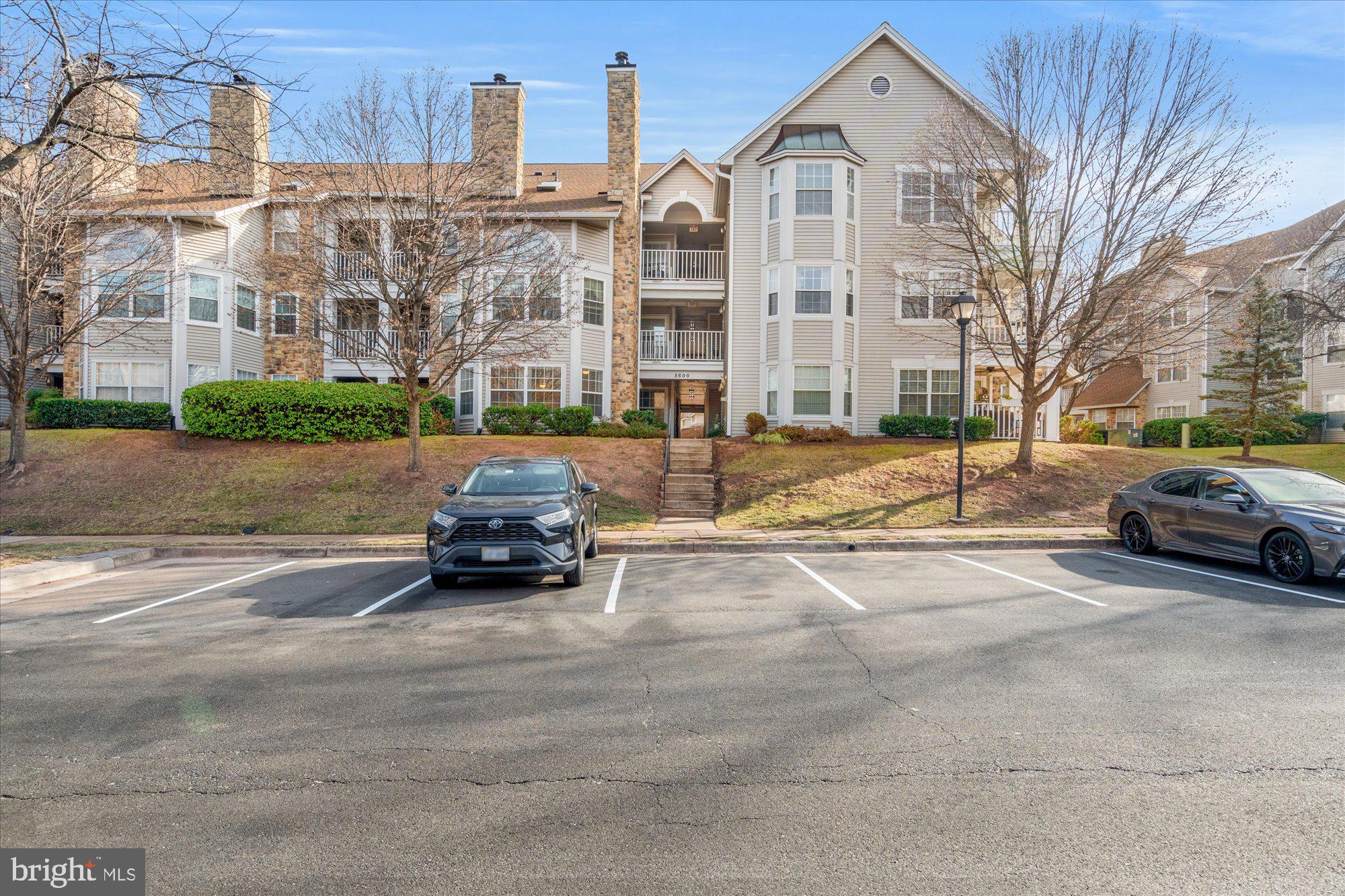 5600 WILLOUGHBY NEWTON DRIVE 12