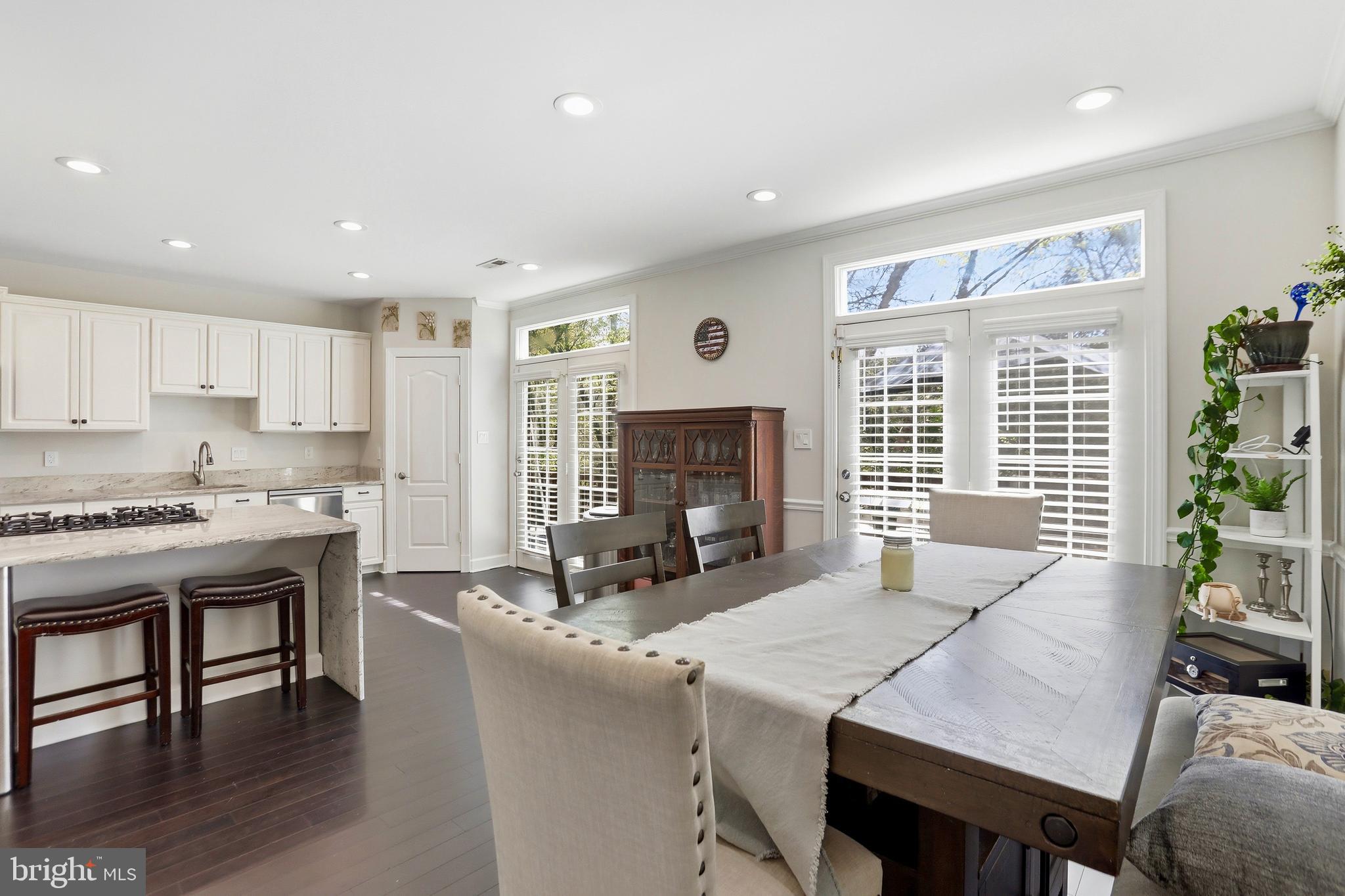 8176 MADRILLON COURT