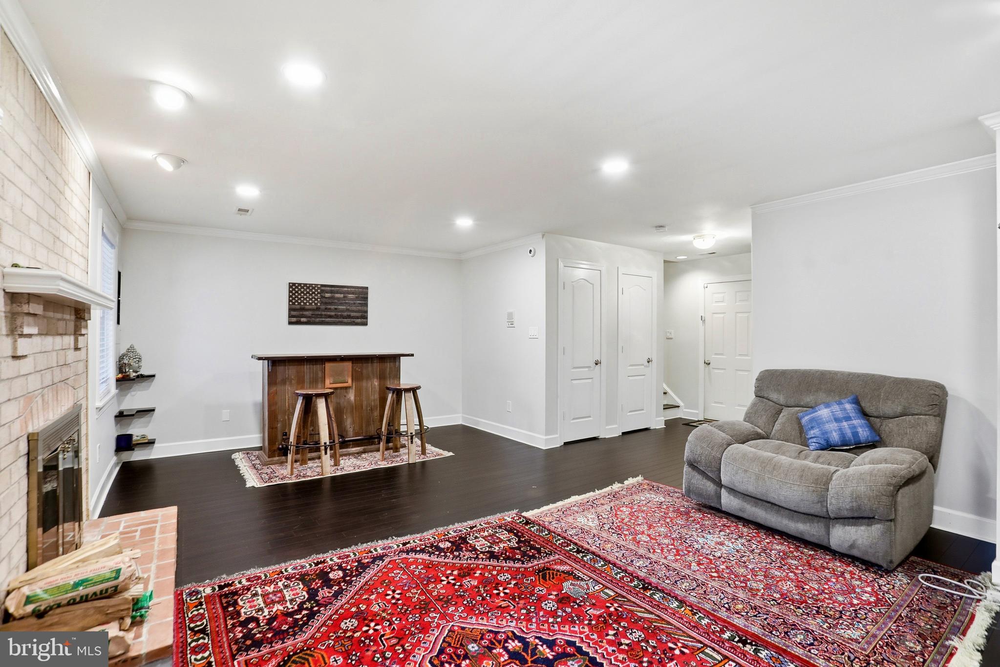 8176 MADRILLON COURT