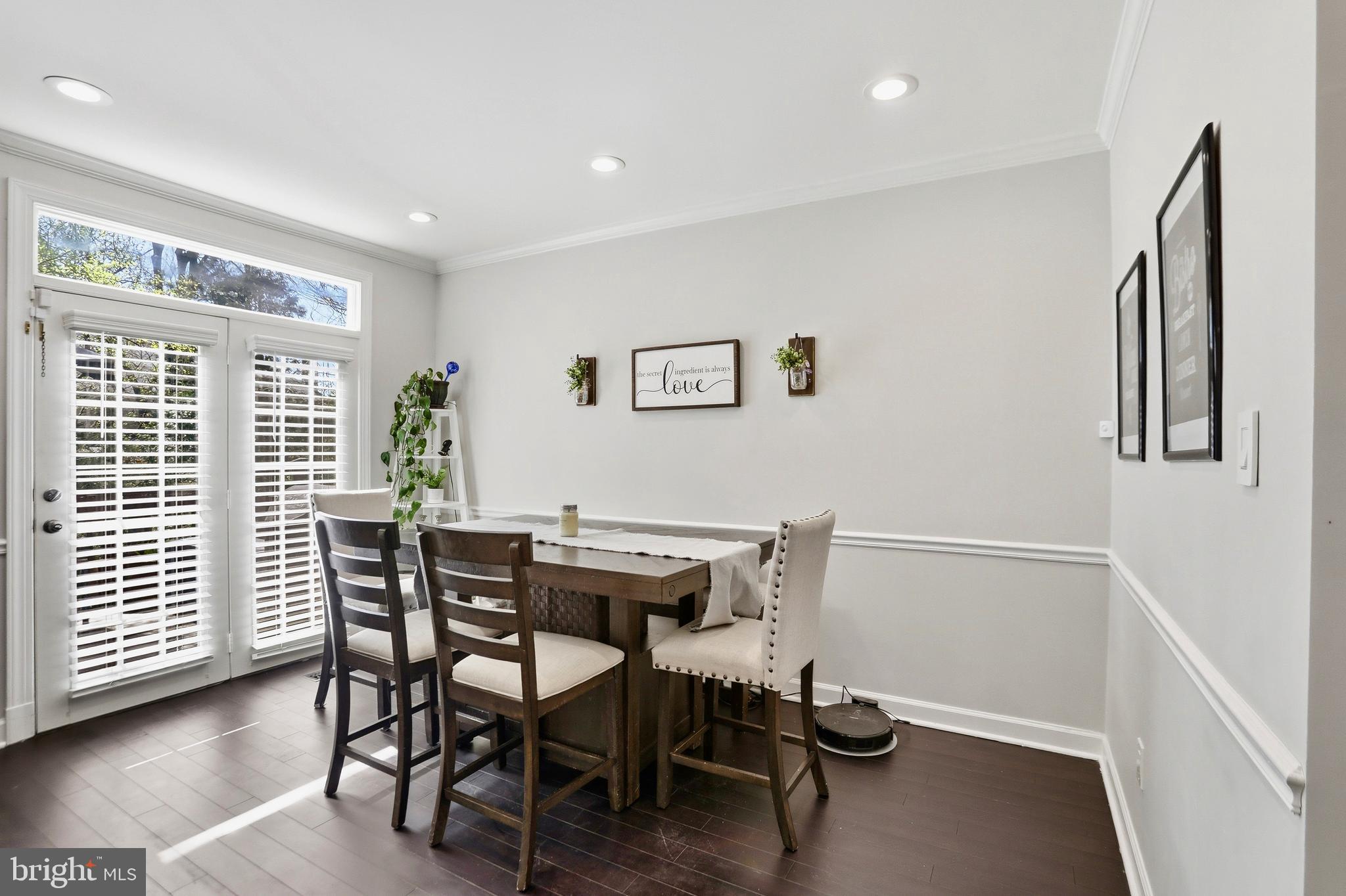 8176 MADRILLON COURT