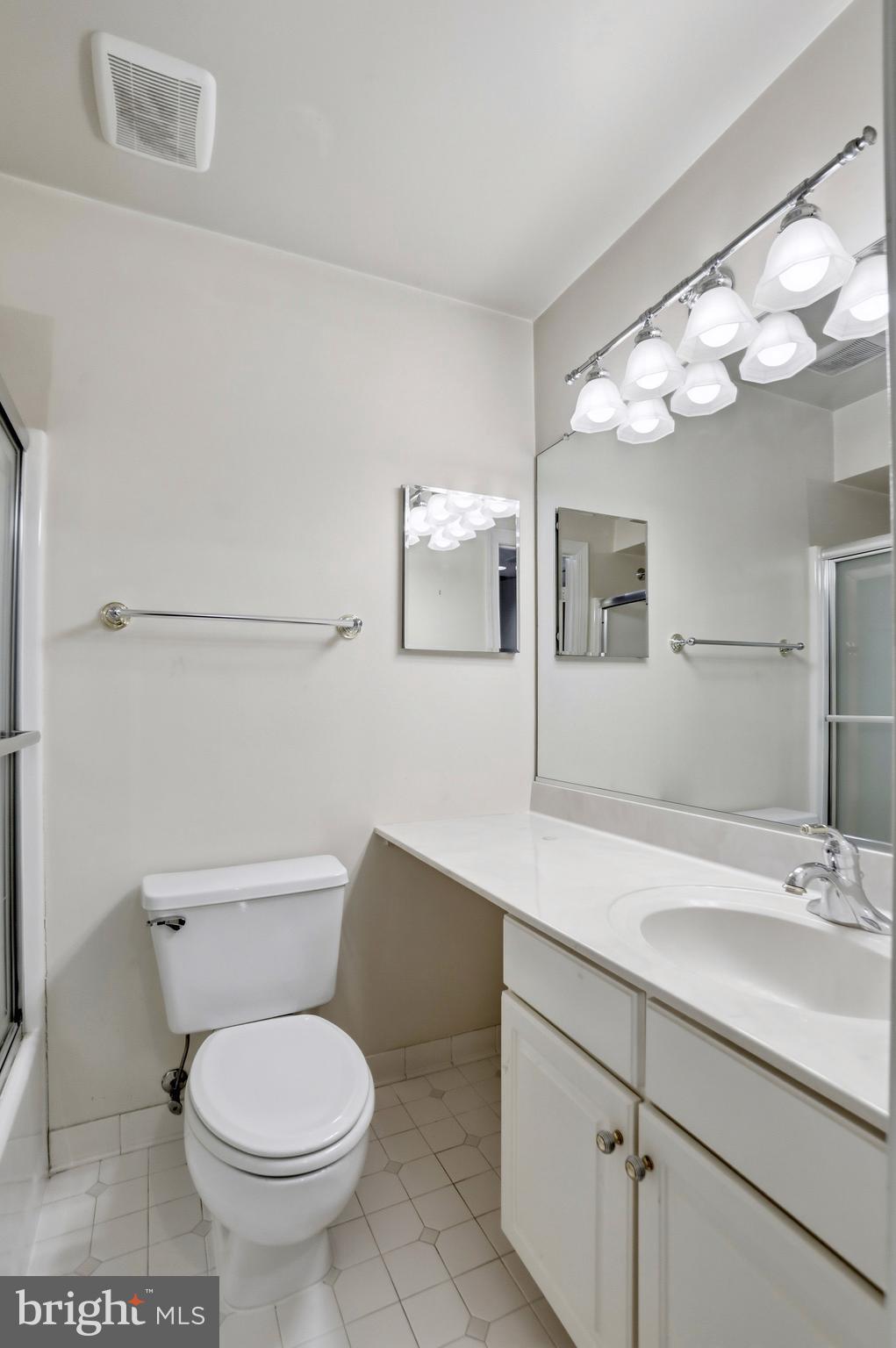 8176 MADRILLON COURT