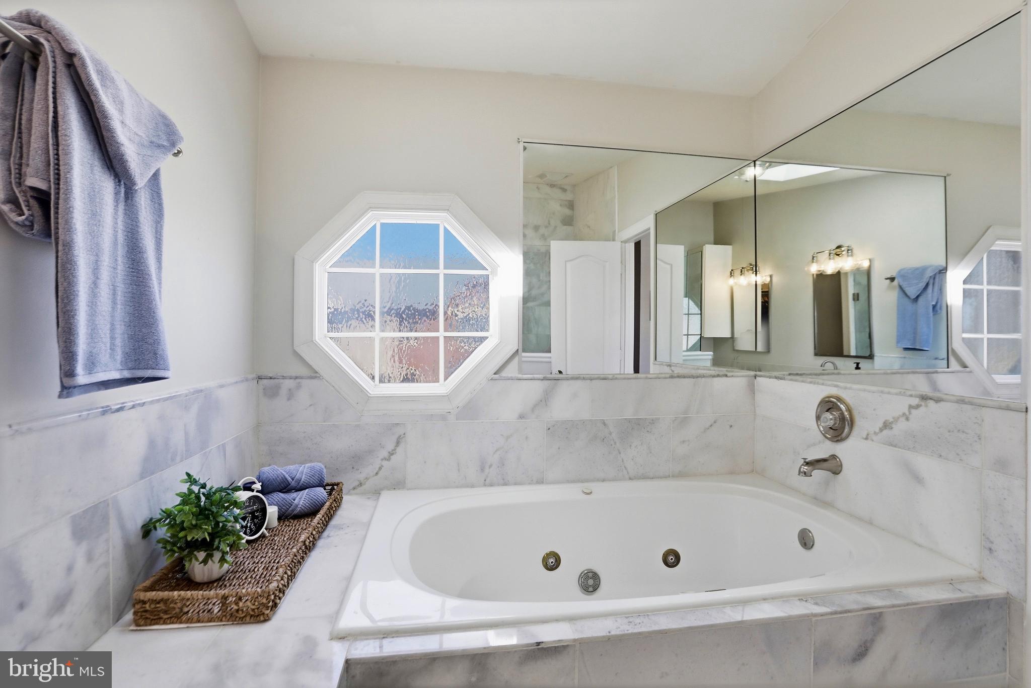 8176 MADRILLON COURT