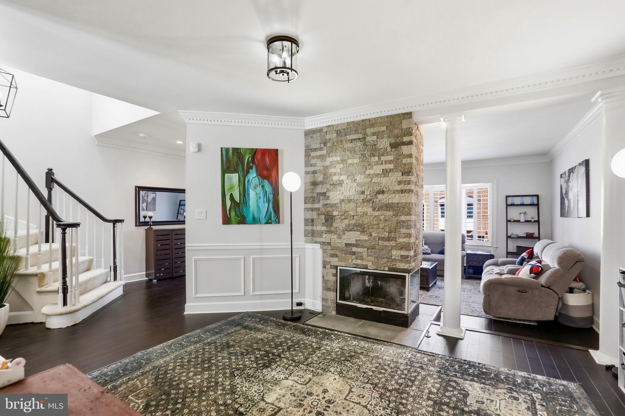 8176 MADRILLON COURT