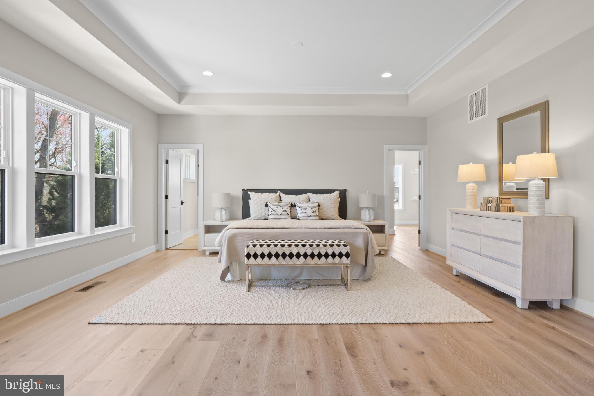 404 WINDOVER COURT NW