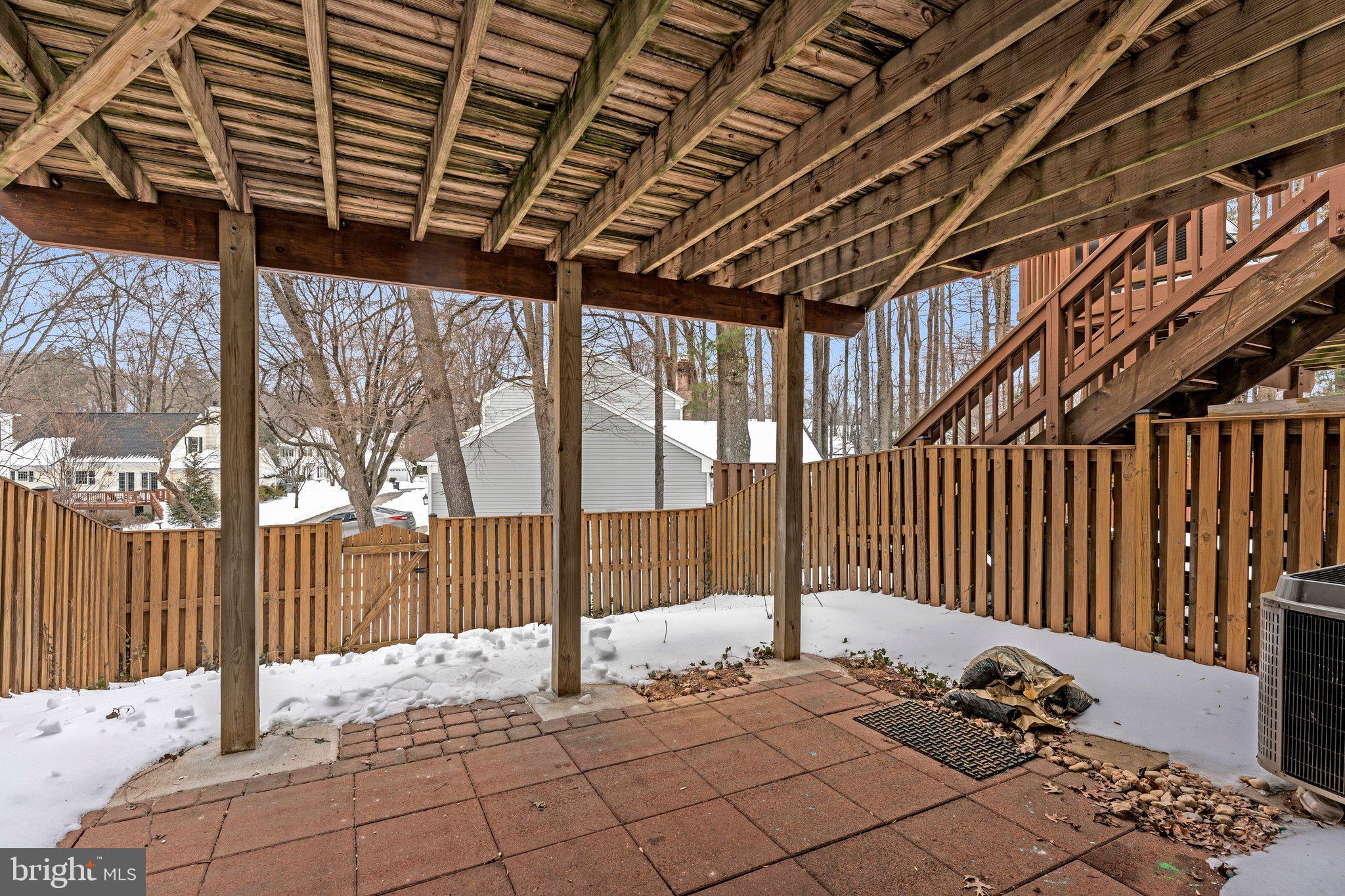 6045 MEYERS LANDING COURT