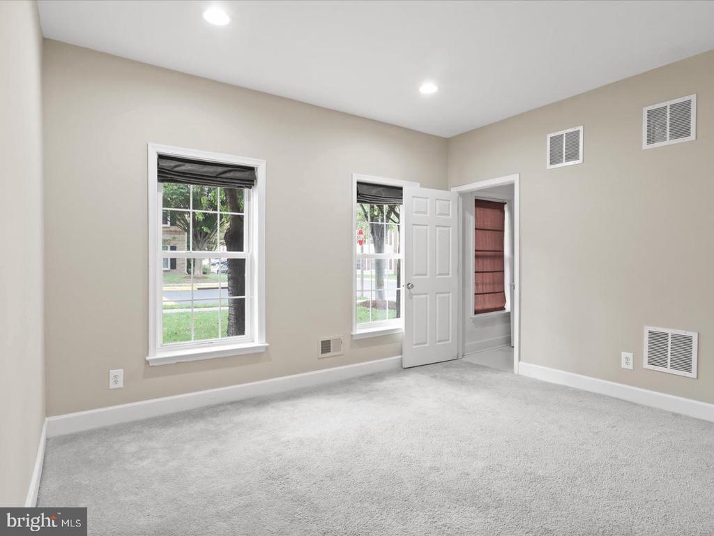 2501 BRONZE STONE PLACE