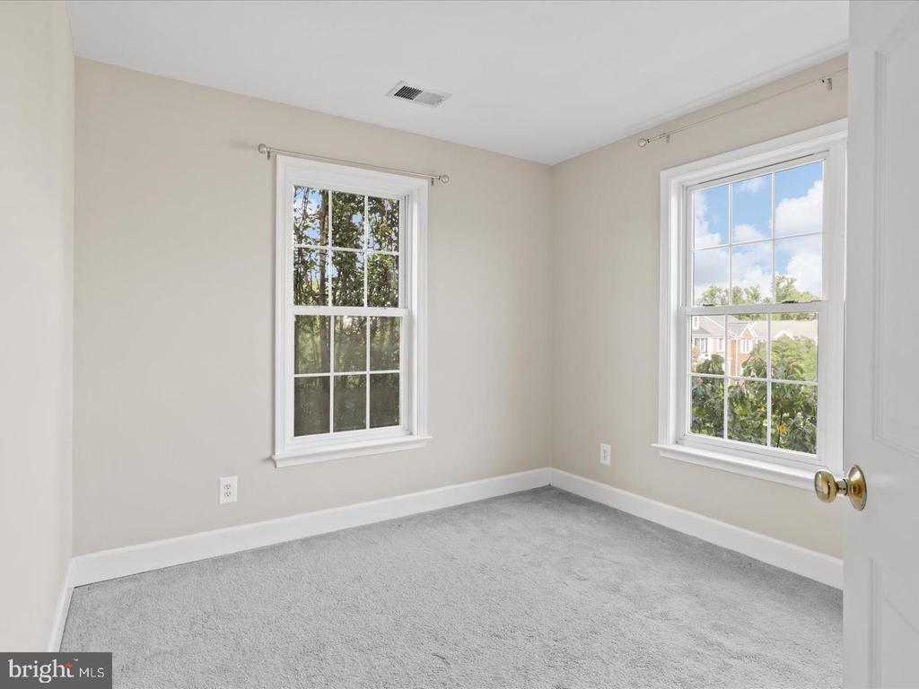 2501 BRONZE STONE PLACE