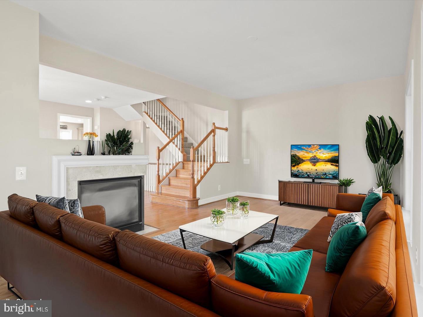 2501 BRONZE STONE PLACE