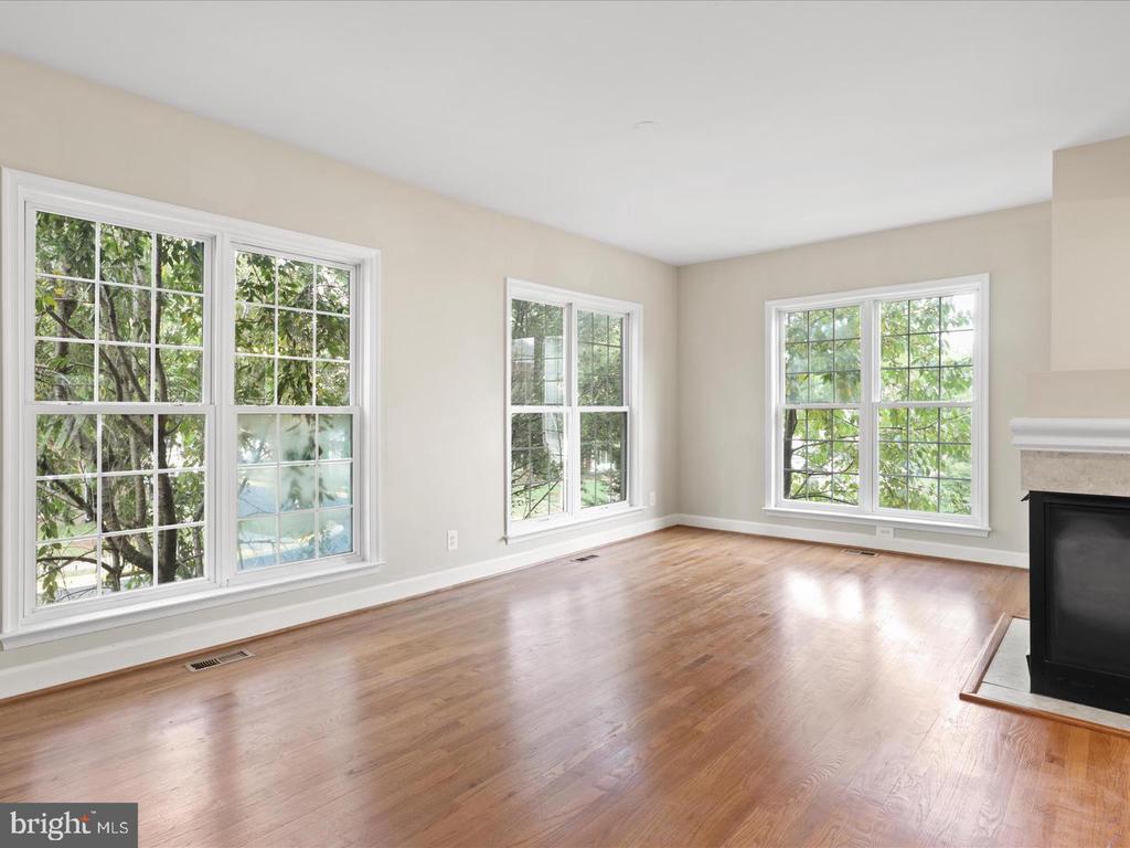 2501 BRONZE STONE PLACE