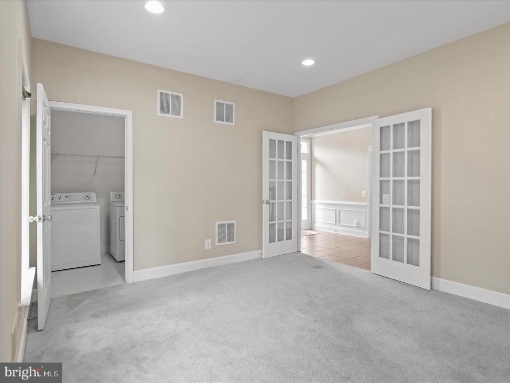 2501 BRONZE STONE PLACE