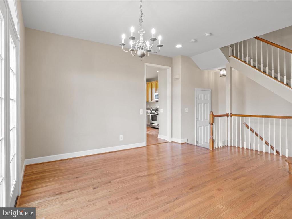 2501 BRONZE STONE PLACE
