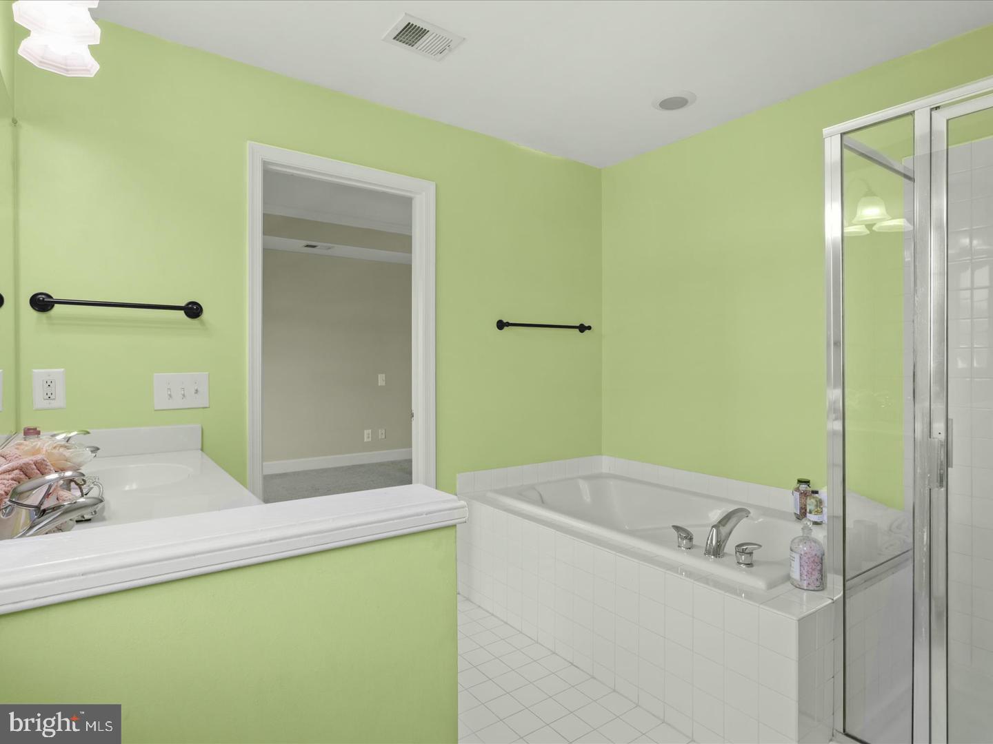 2501 BRONZE STONE PLACE