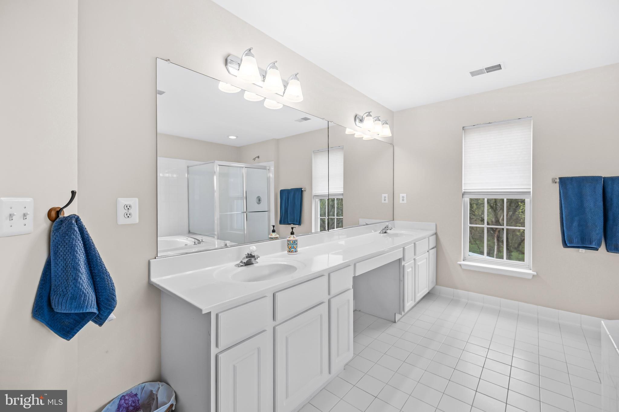 12494 CLIFF EDGE DRIVE