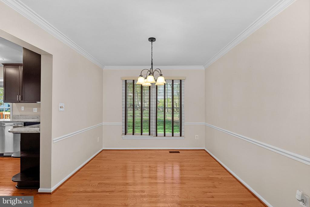 12525 ARNSLEY COURT