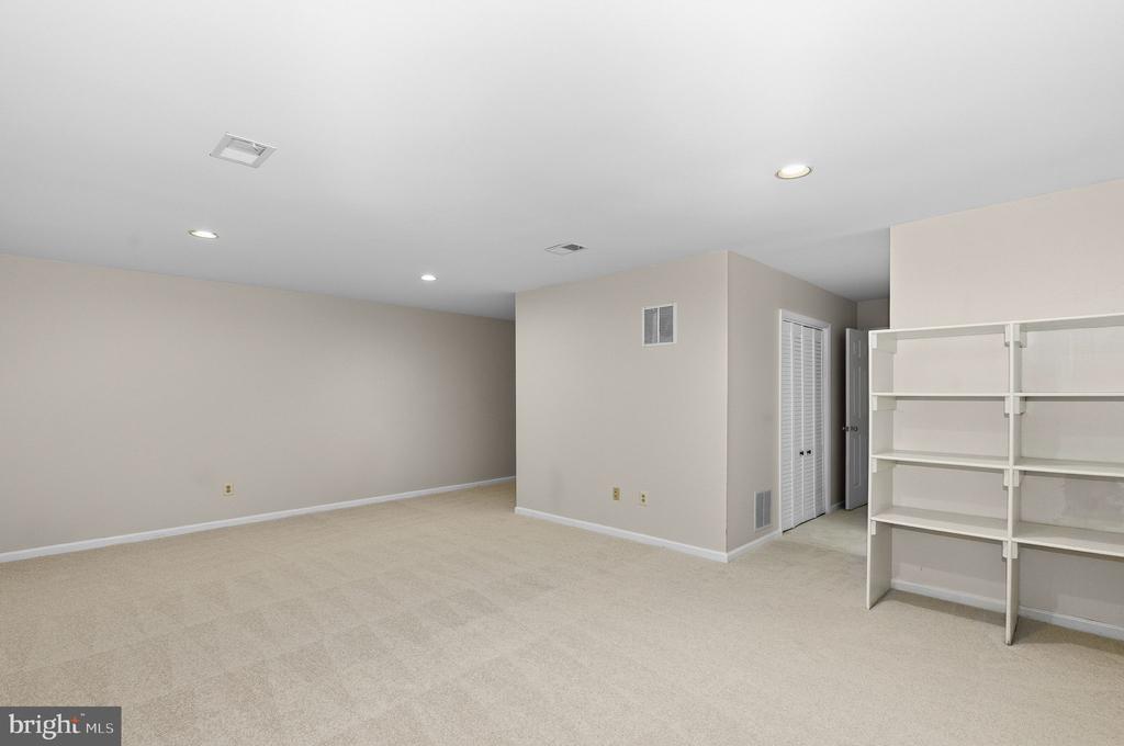 12525 ARNSLEY COURT