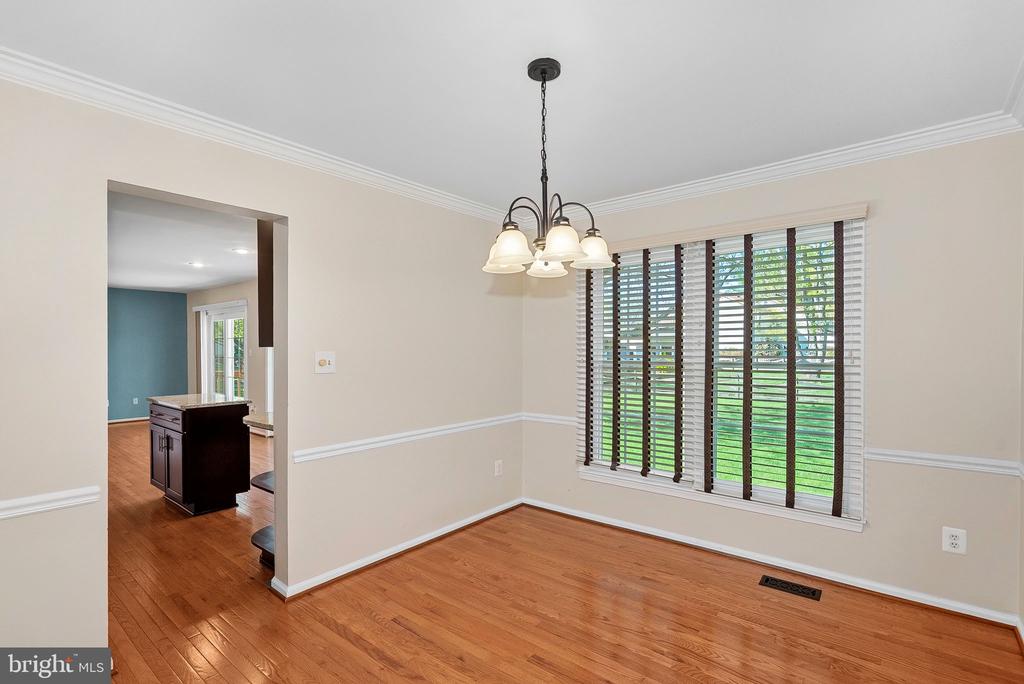 12525 ARNSLEY COURT