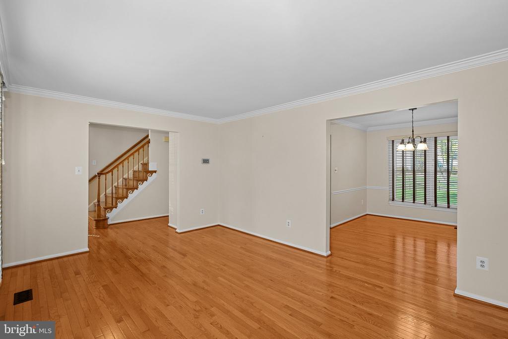 12525 ARNSLEY COURT