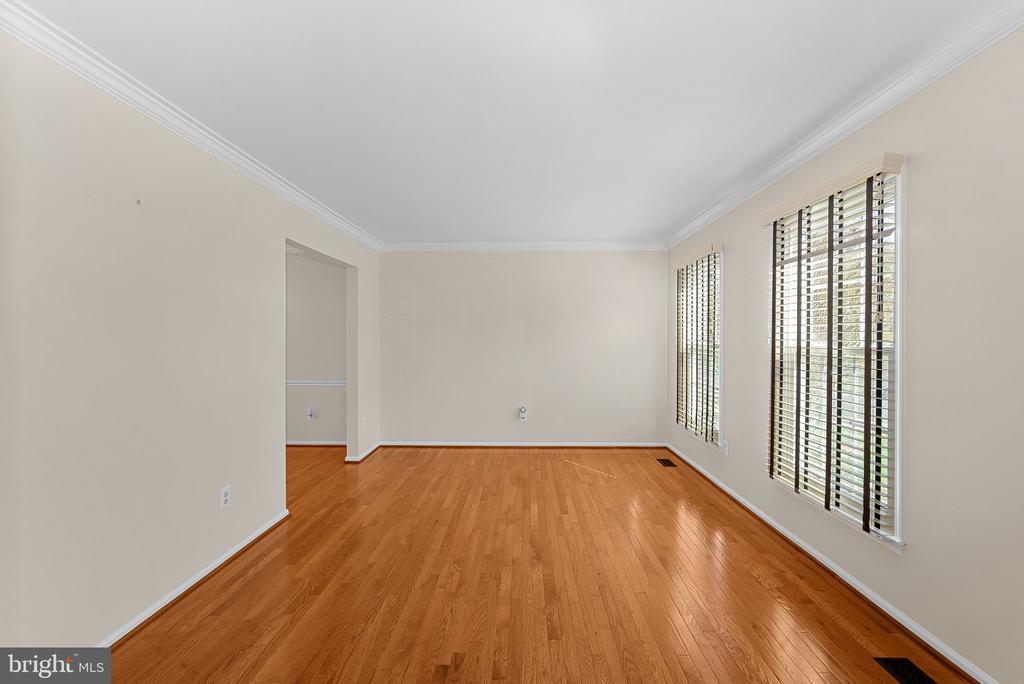 12525 ARNSLEY COURT