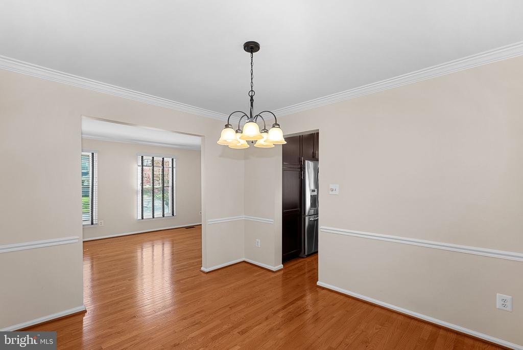 12525 ARNSLEY COURT