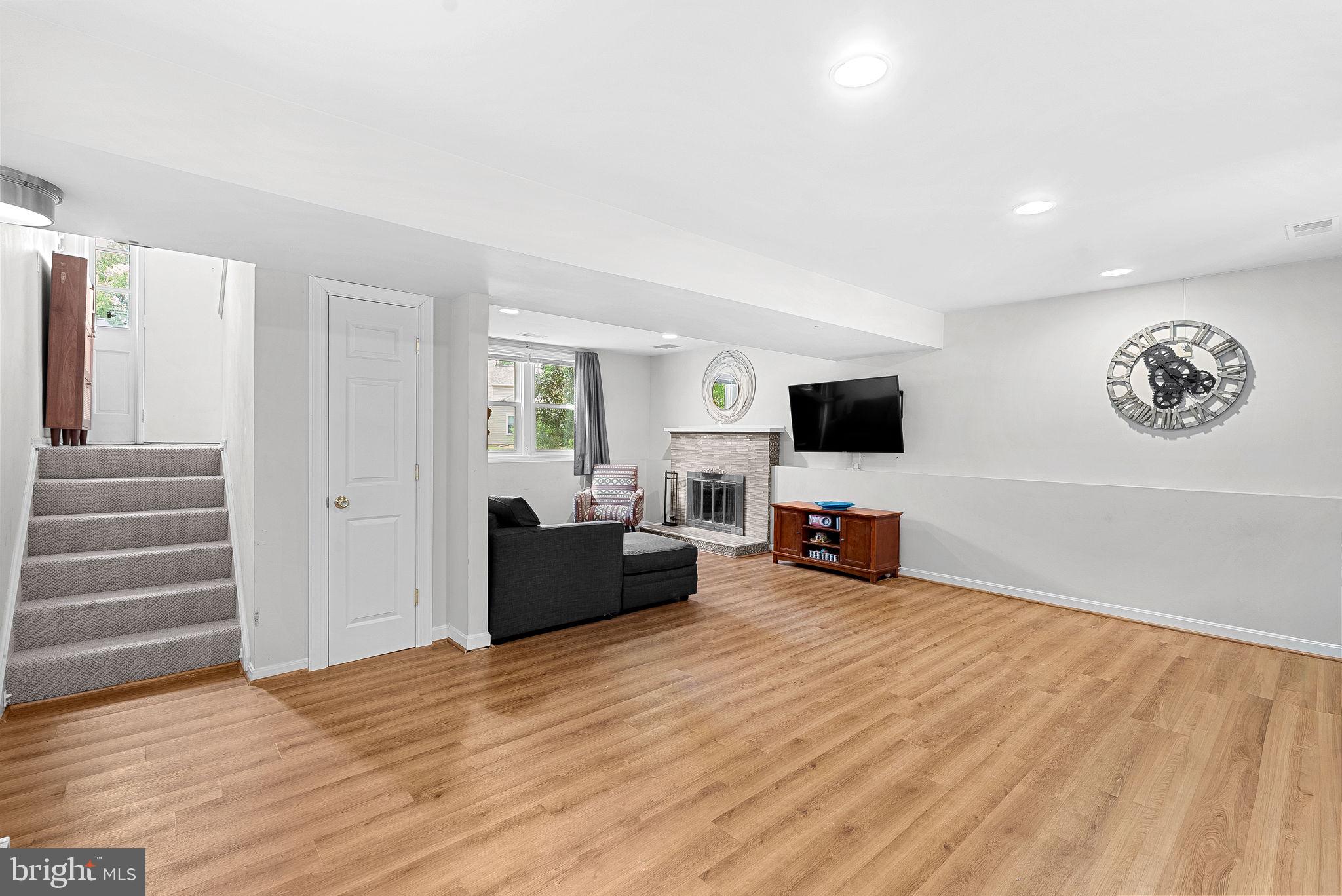 12747 KINSHIP DRIVE