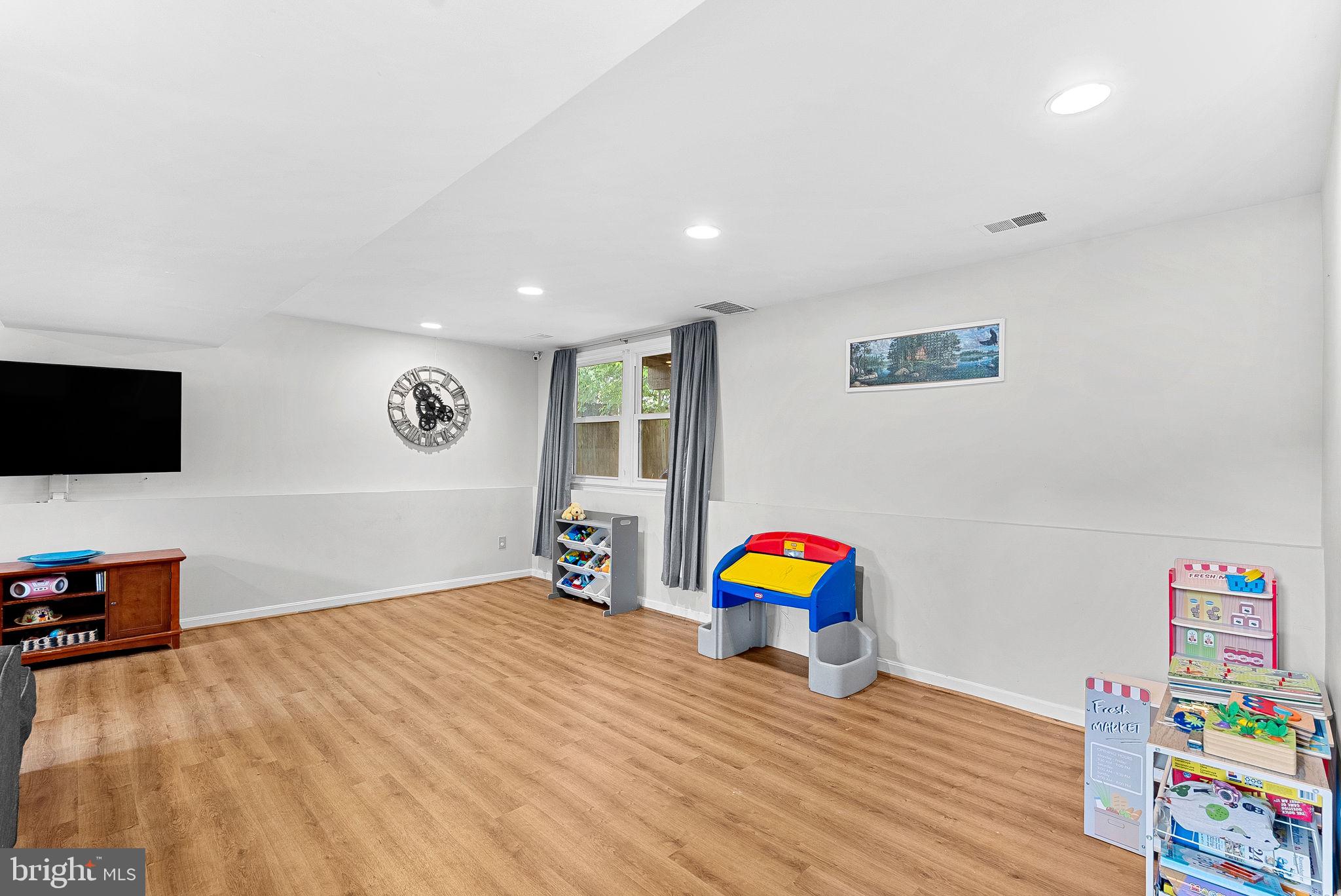 12747 KINSHIP DRIVE