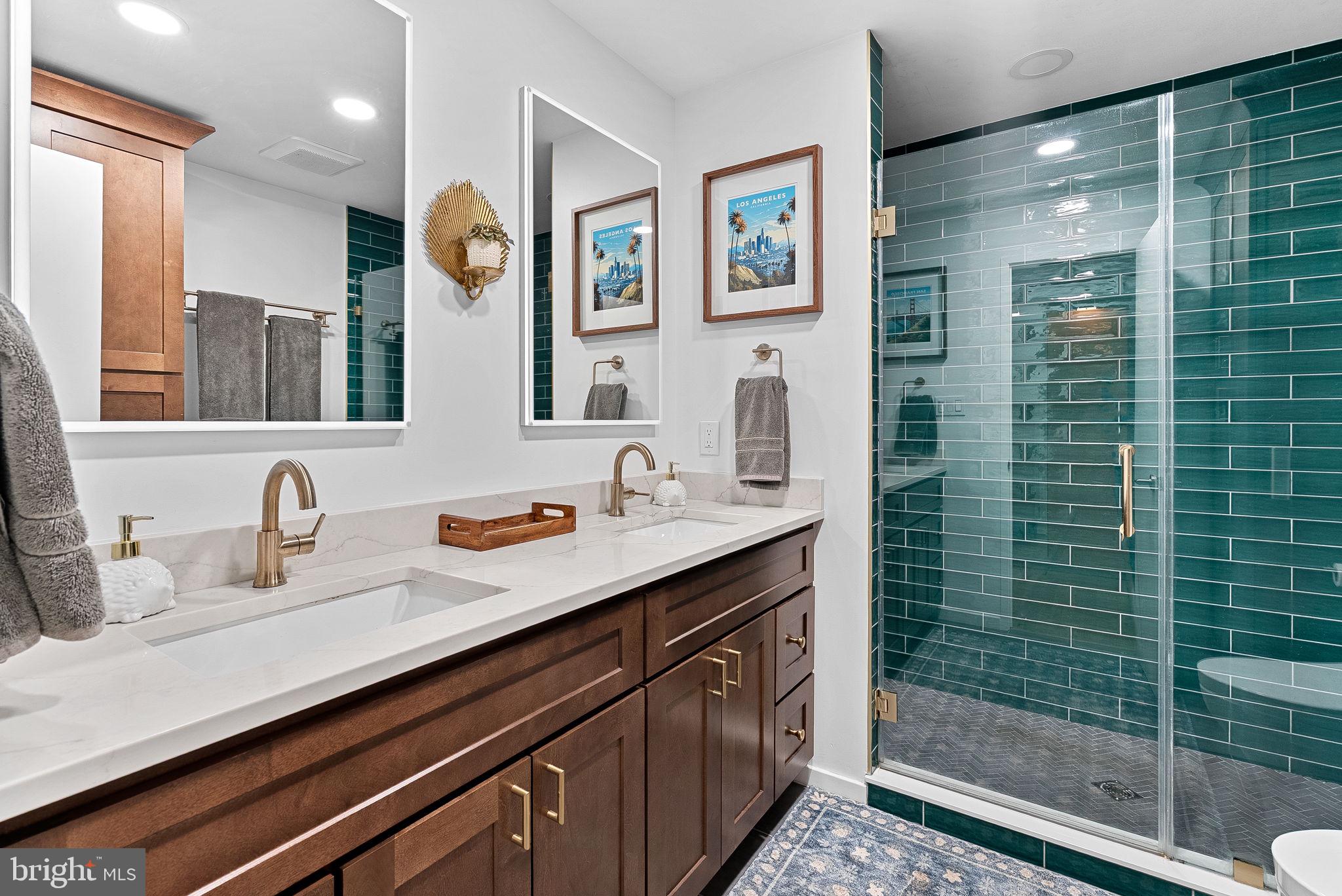 1628 GREENBRIAR COURT