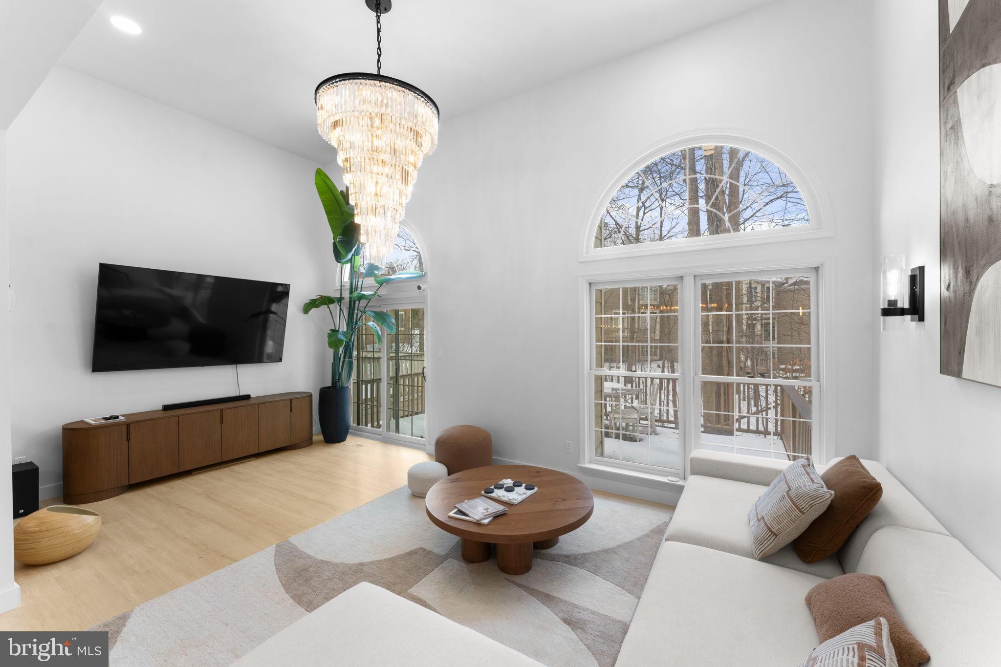 11433 HERITAGE OAK COURT