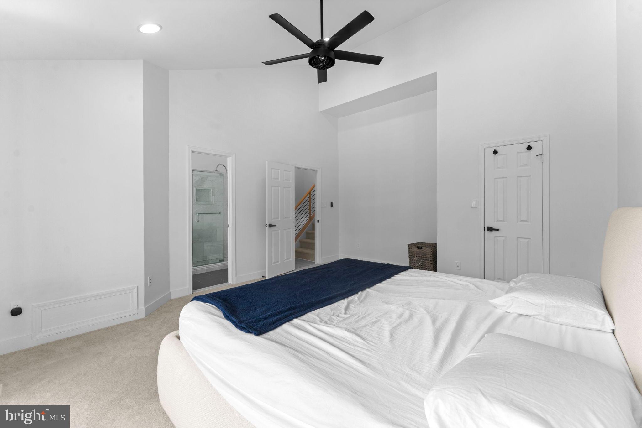 11433 HERITAGE OAK COURT