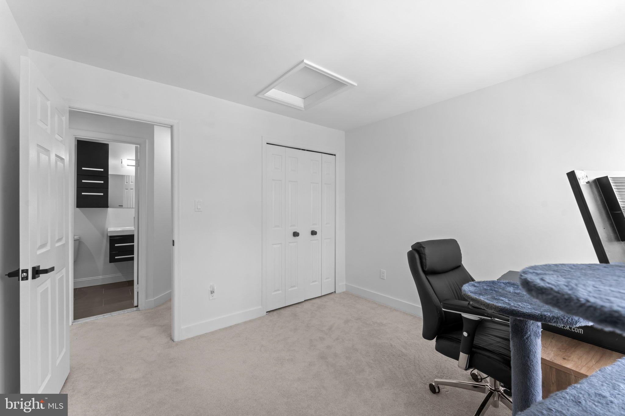 11433 HERITAGE OAK COURT