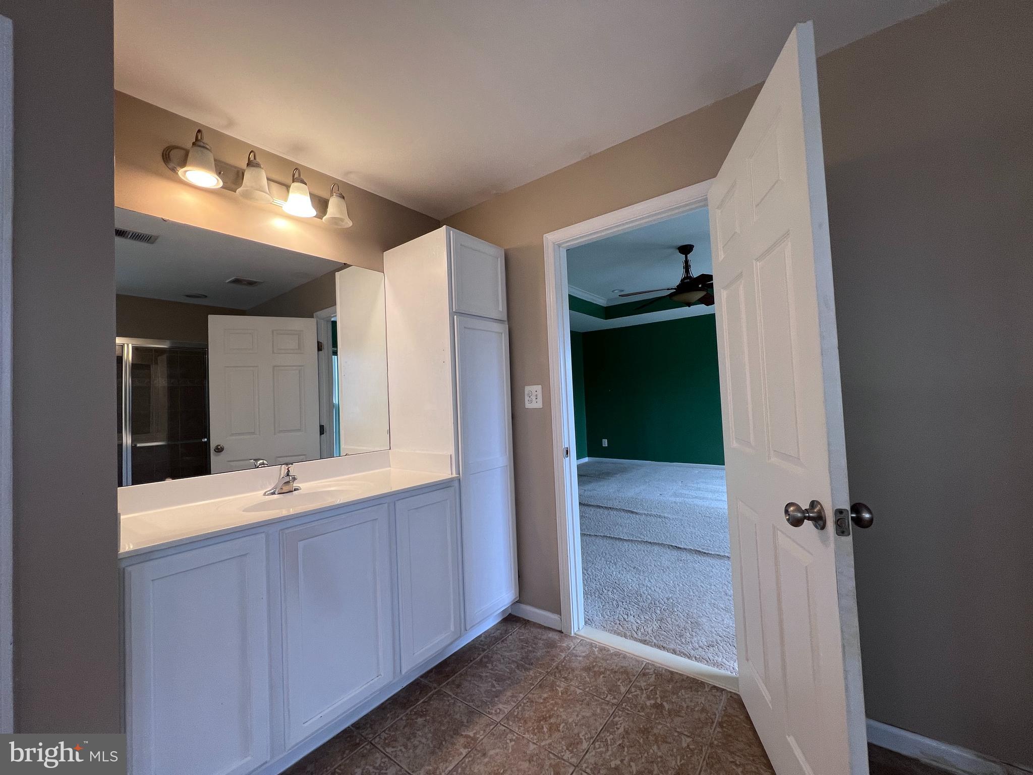 3925 BEEKER MILL PLACE