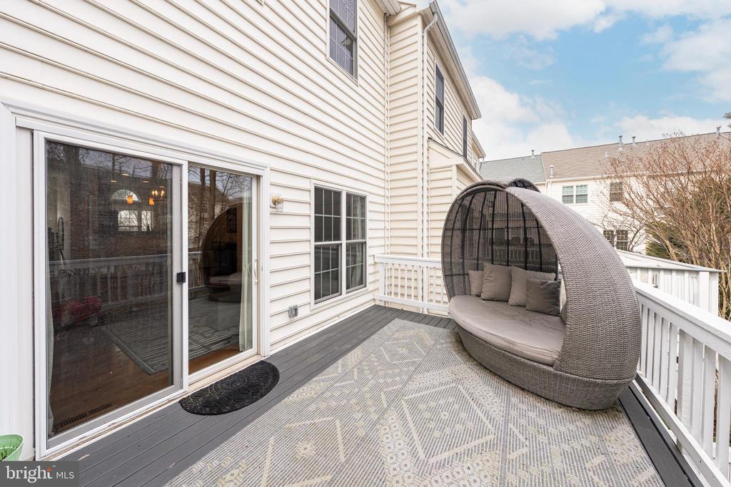 12027 EDGEMERE CIRCLE