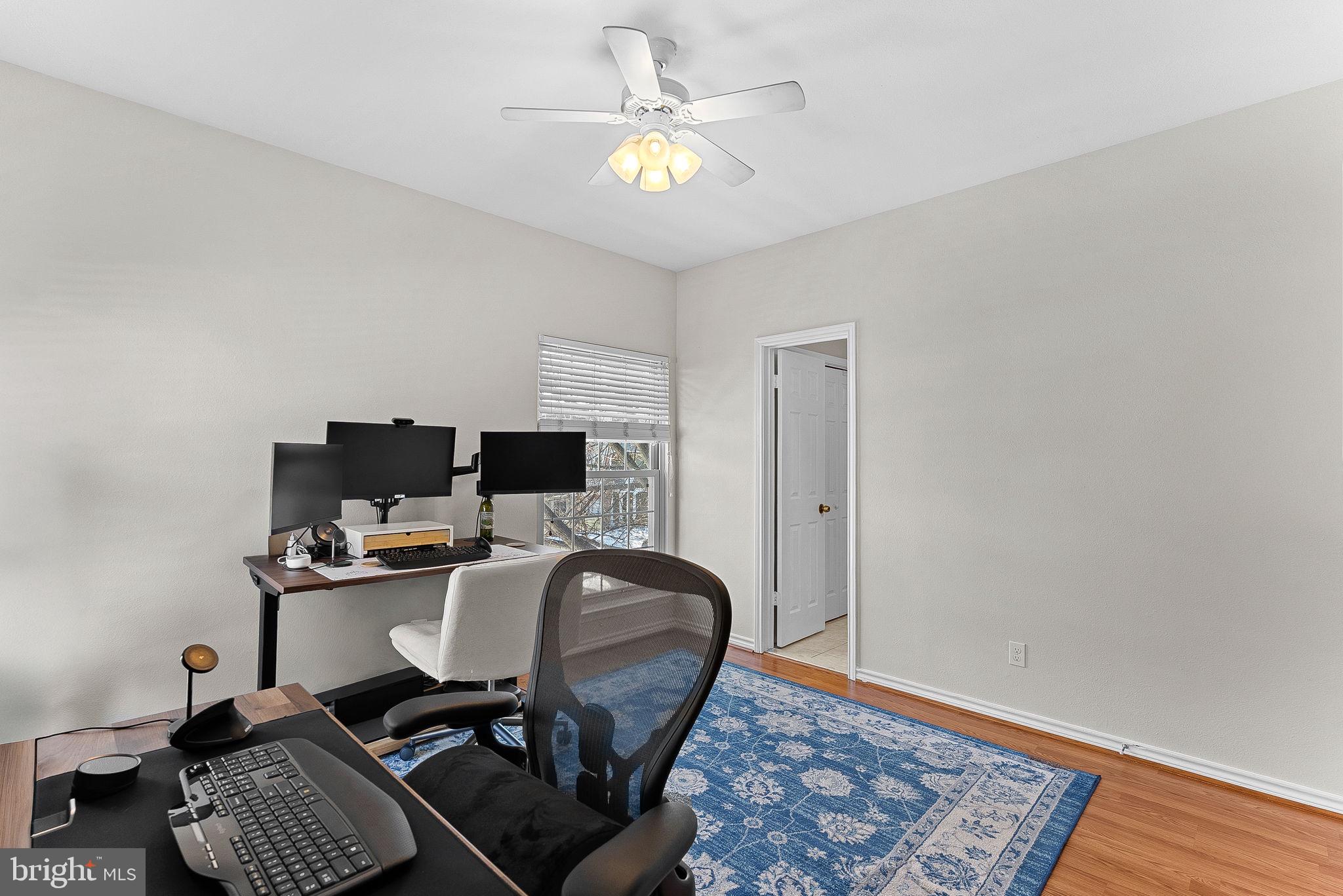 3916 PENDERVIEW DRIVE 428
