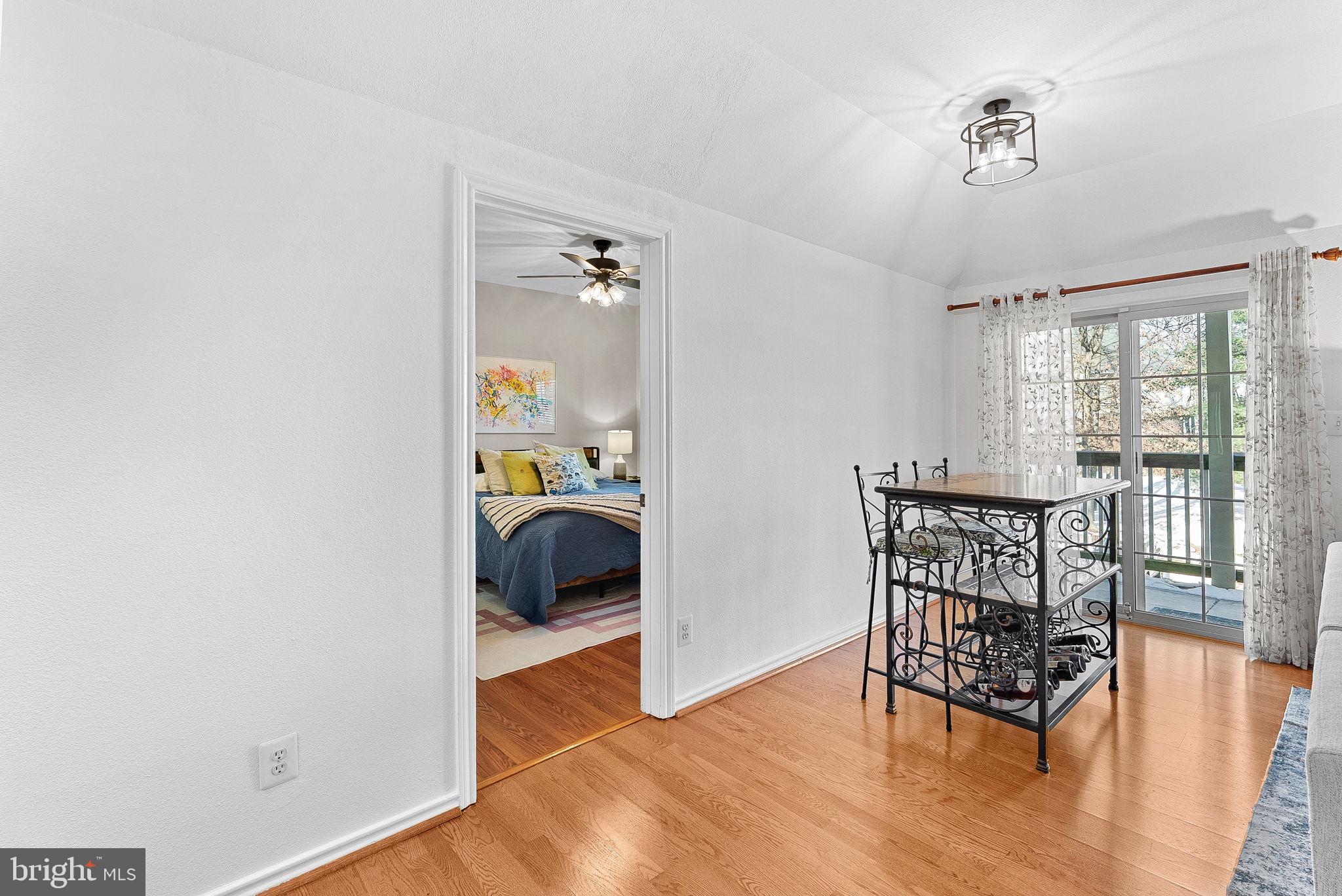 3916 PENDERVIEW DRIVE 428