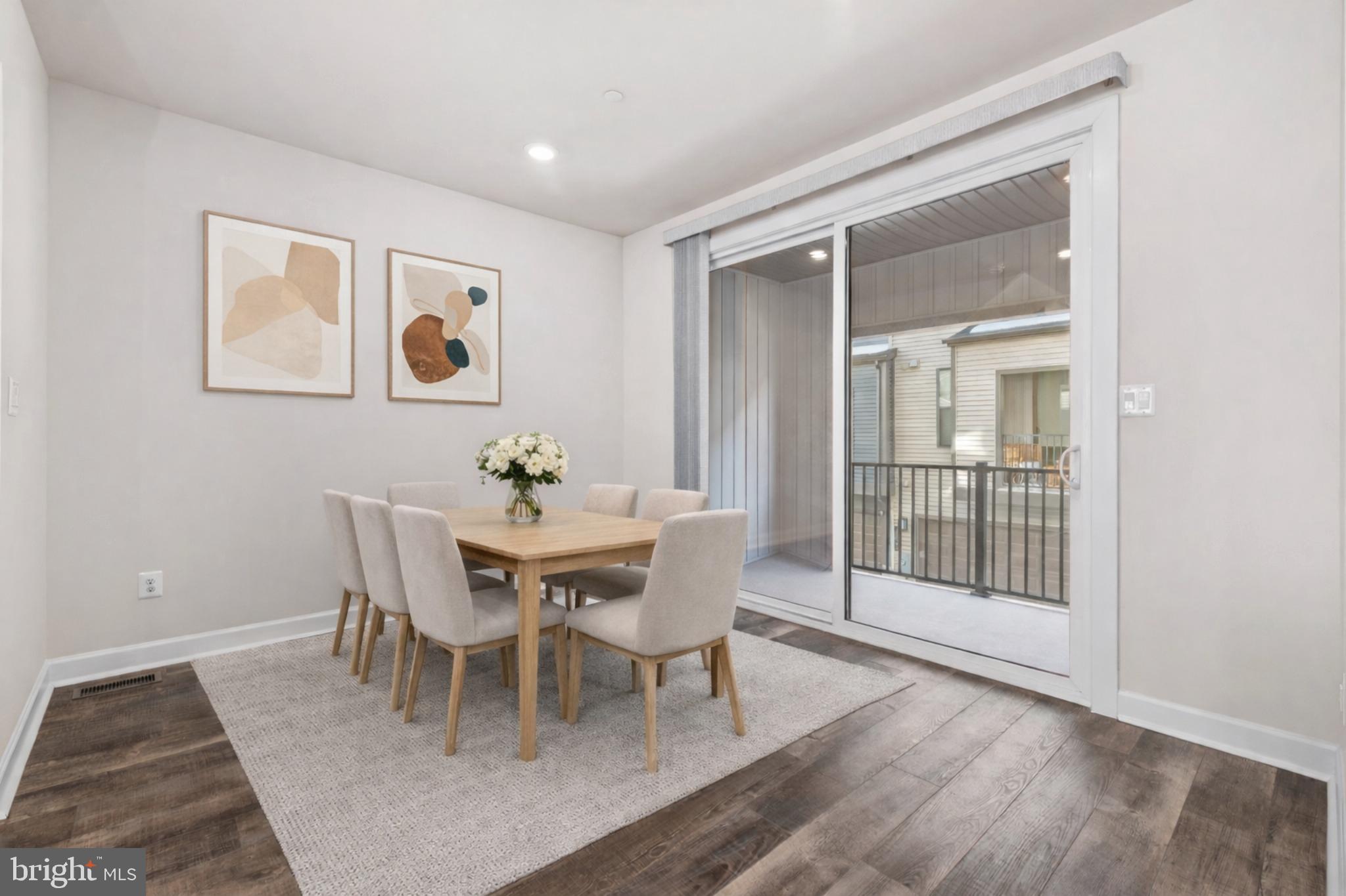 13039 HATTONTOWN SQUARE