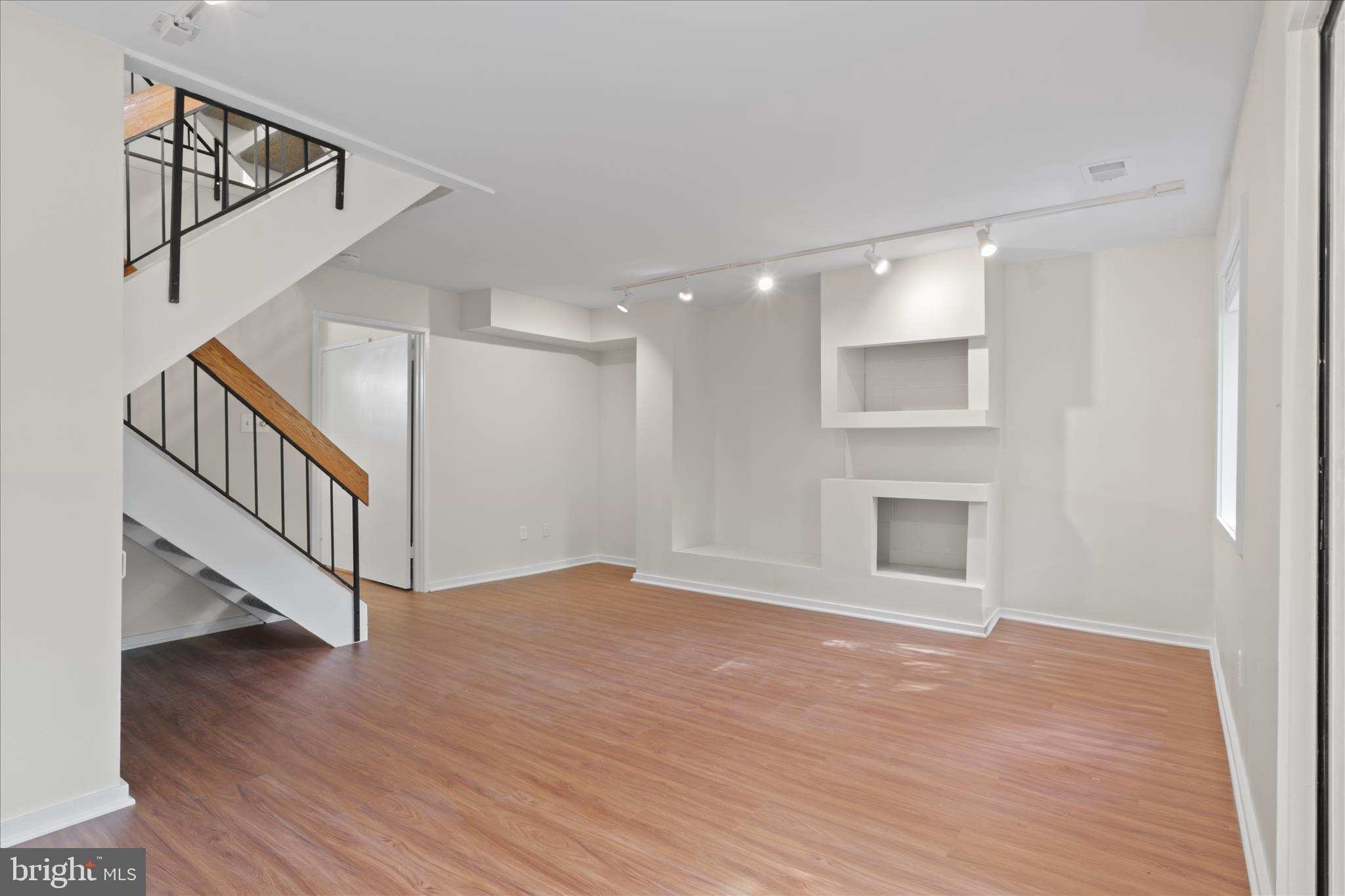 2208 CARTWRIGHT PLACE