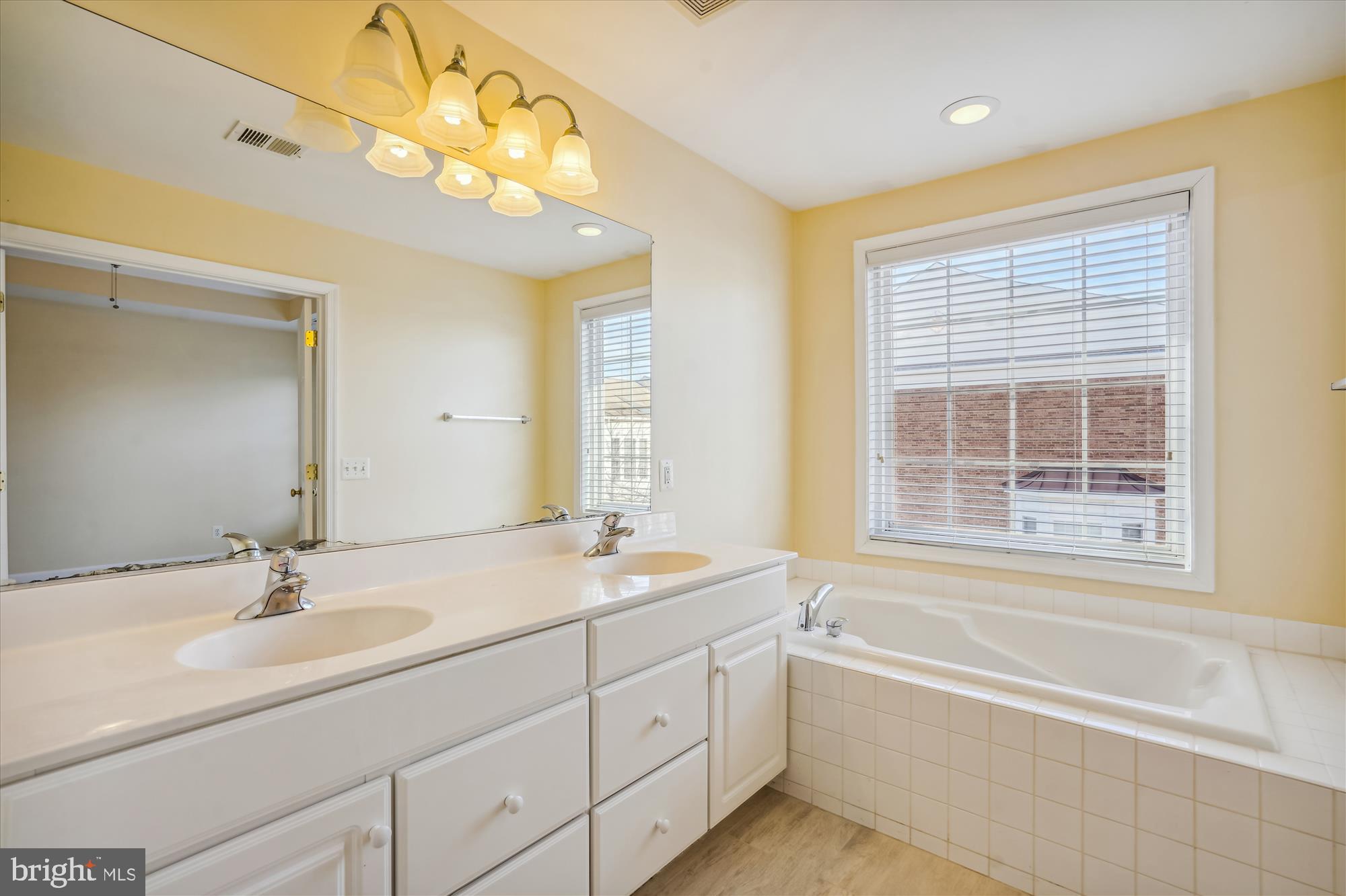 2481 WALNUT ROCKER LANE