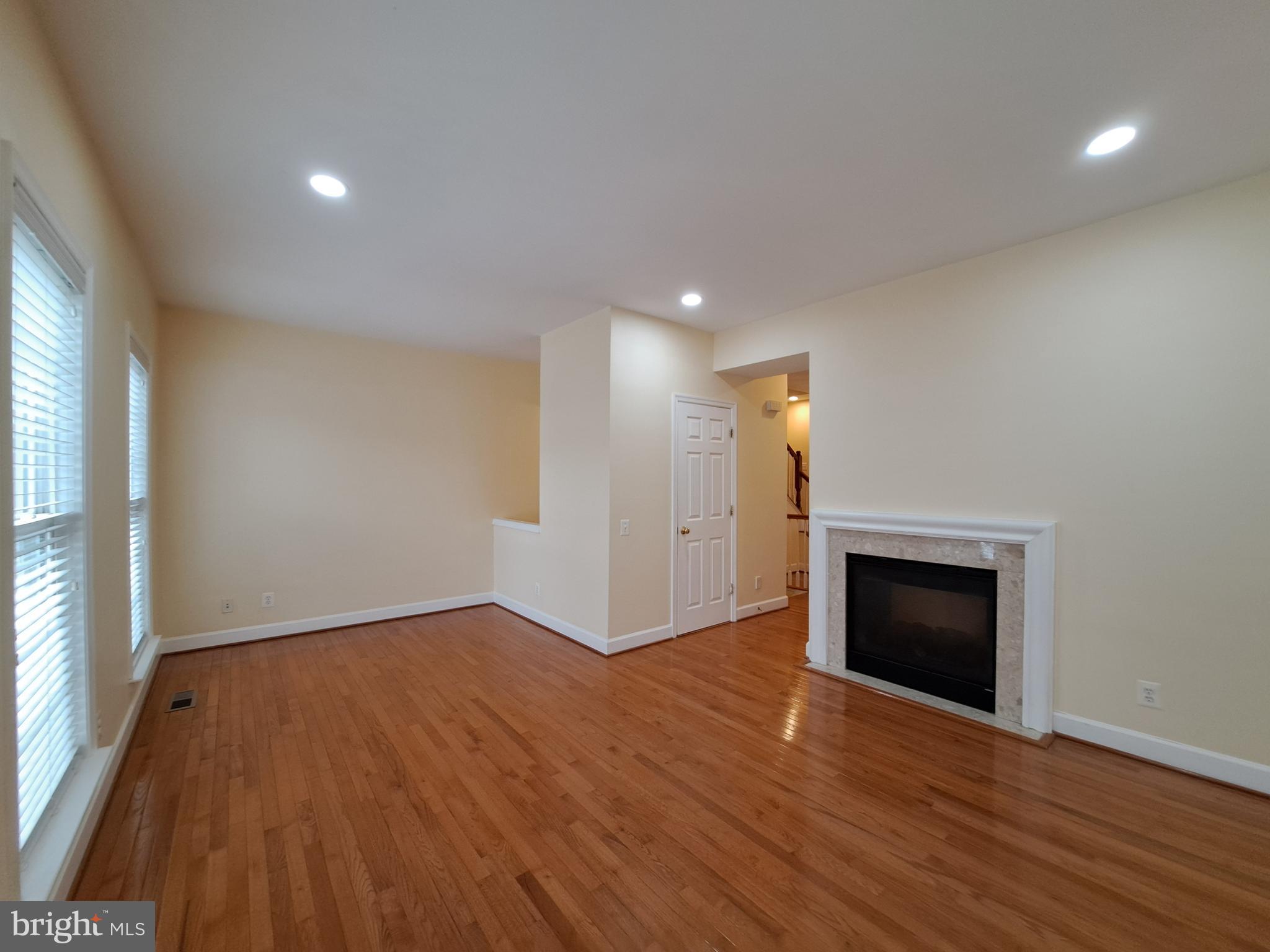 2481 WALNUT ROCKER LANE