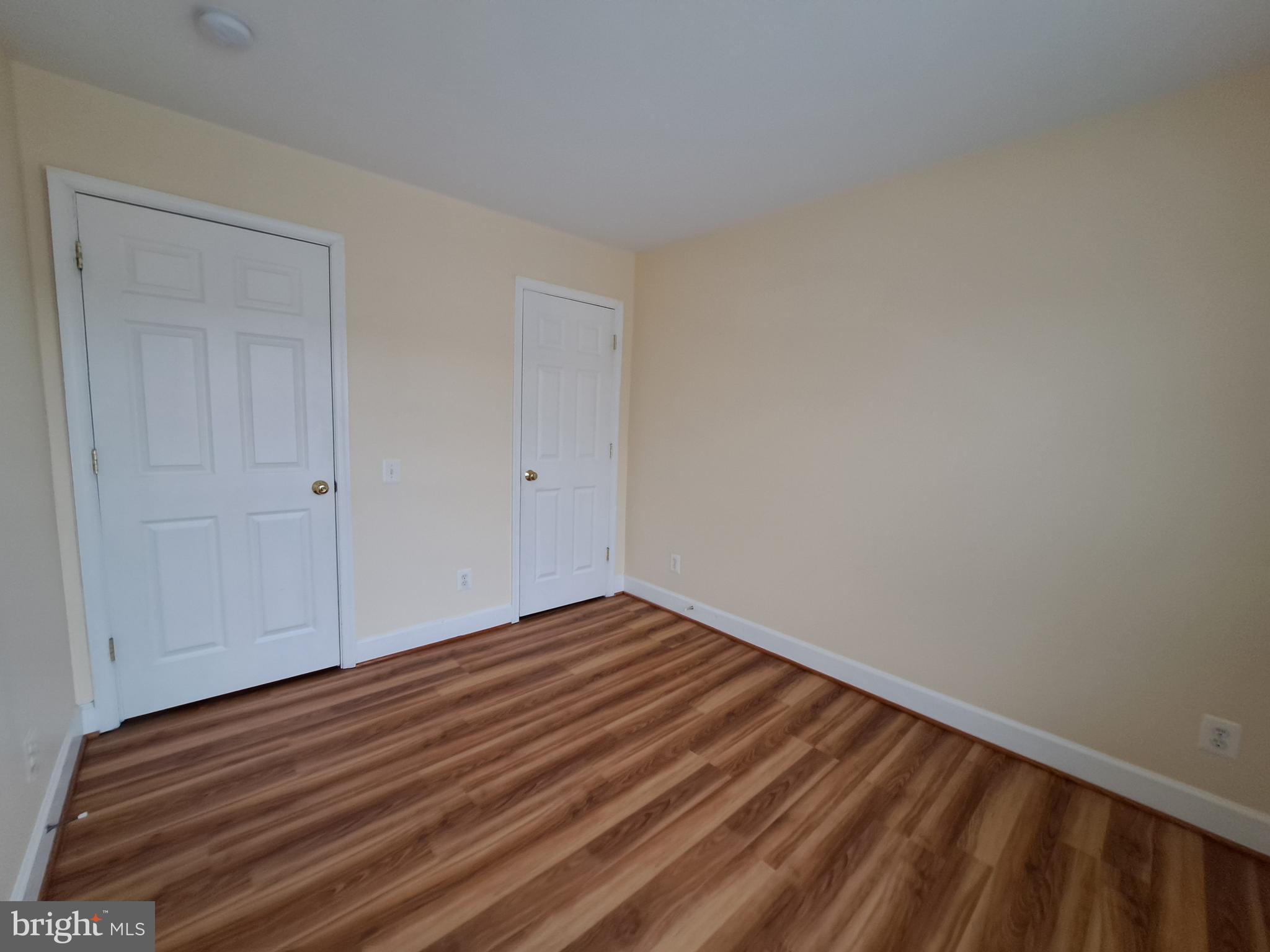 2481 WALNUT ROCKER LANE