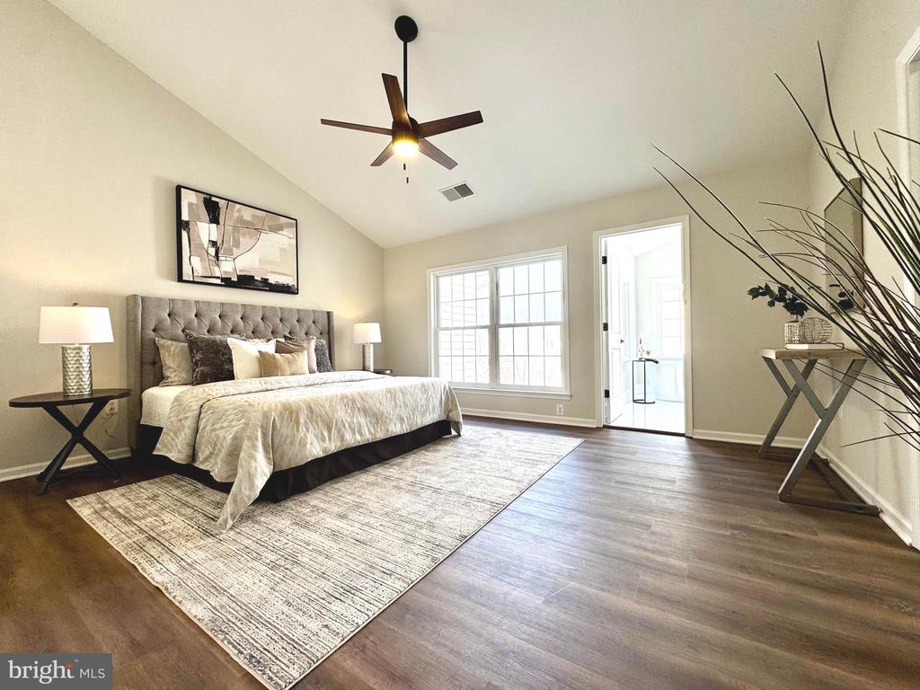 4565 GOSSAMER WAY
