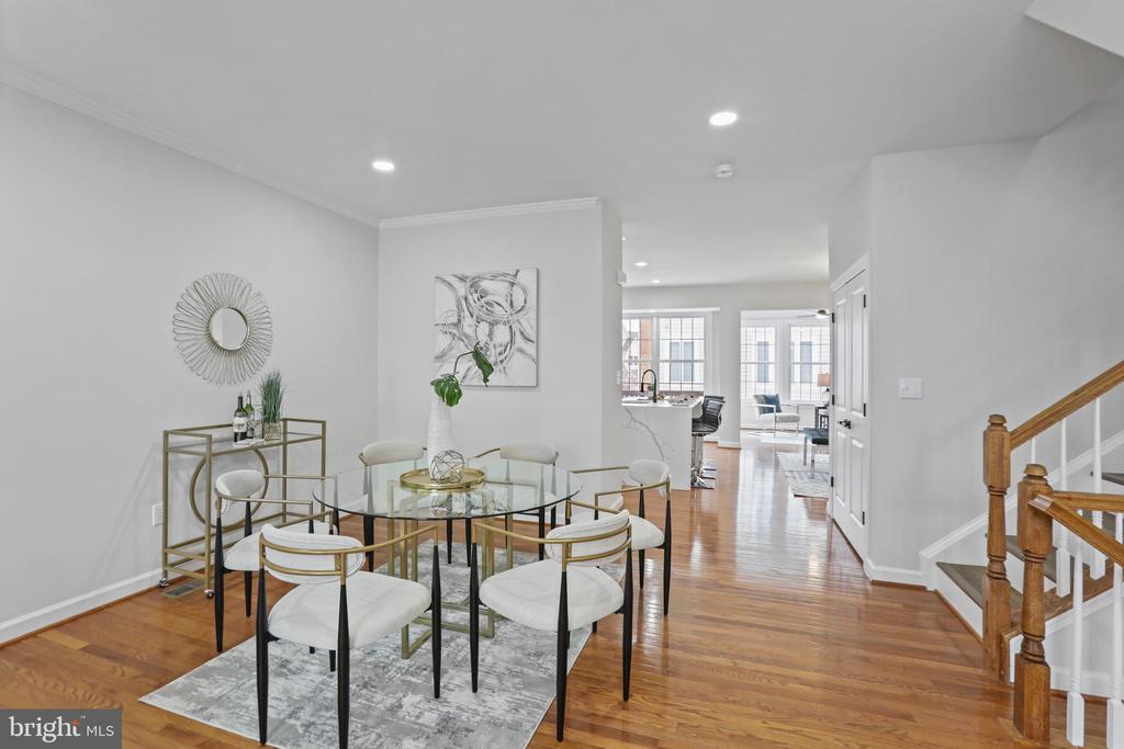 4565 GOSSAMER WAY