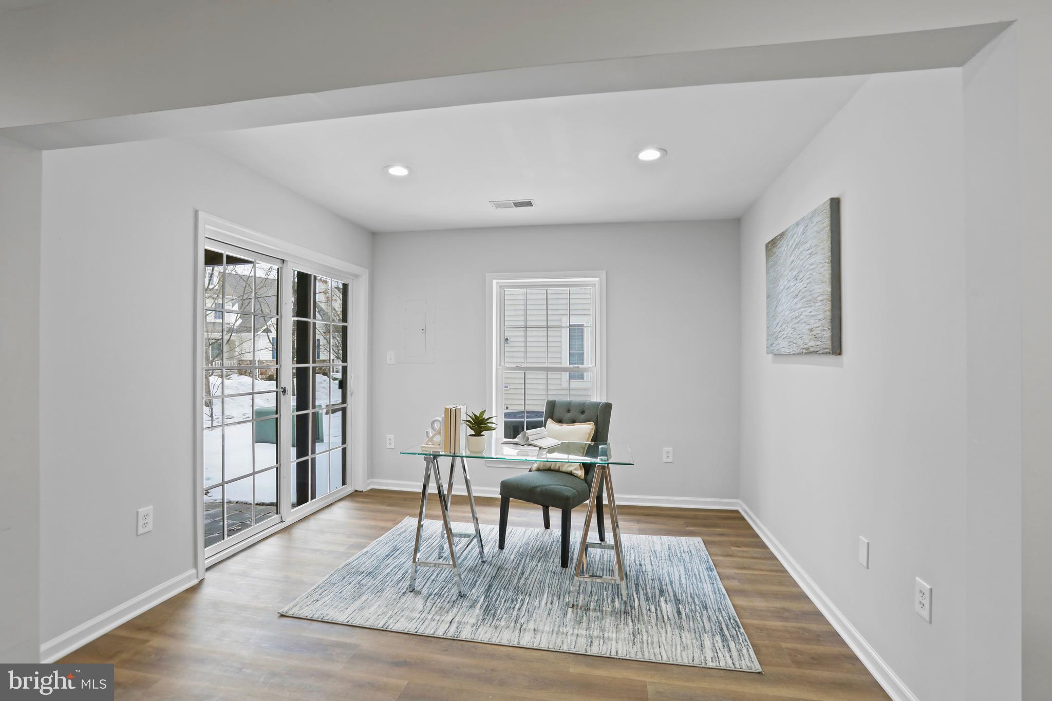 4565 GOSSAMER WAY