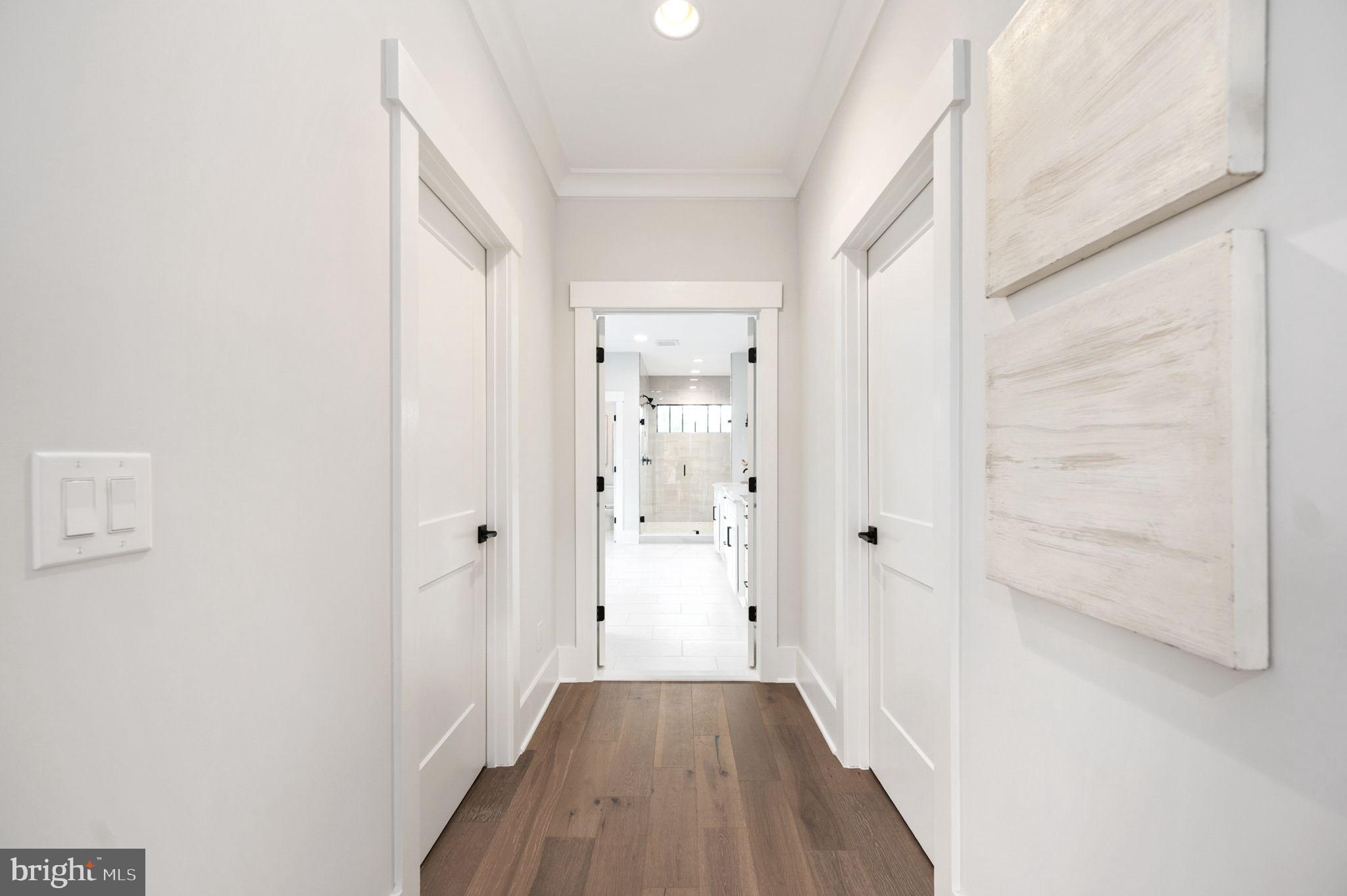 1022 HILLCREST DRIVE SW