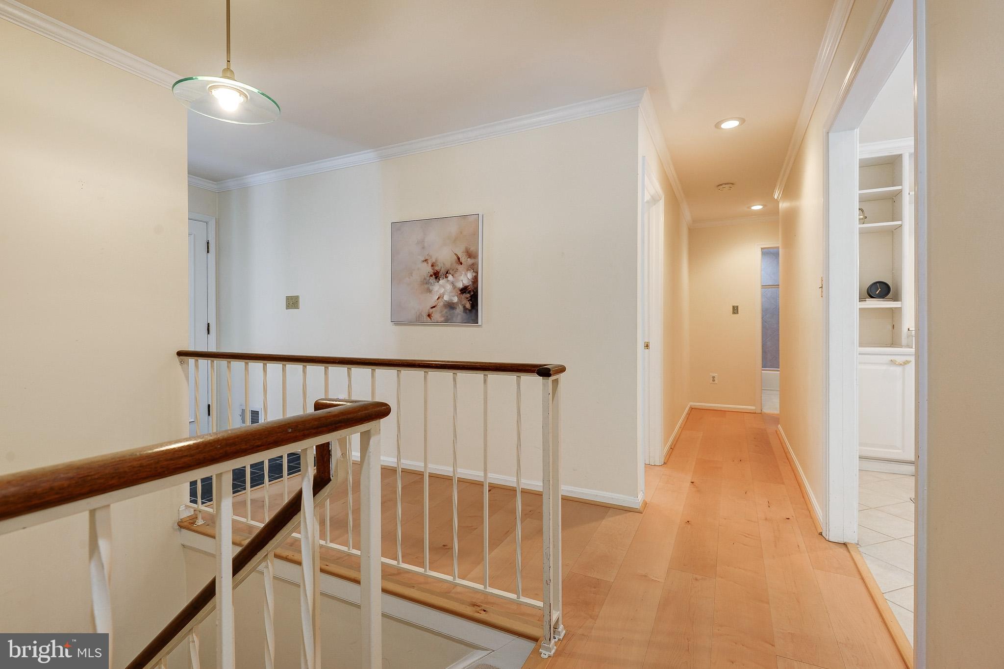 2800 OAKTON MANOR COURT