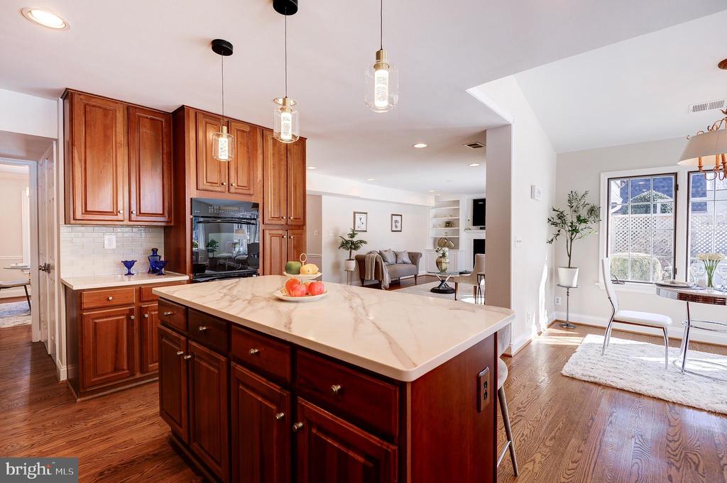 8017 ILIFF DRIVE