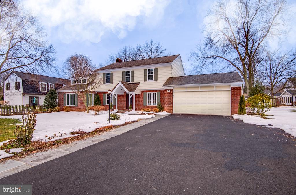 8017 ILIFF DRIVE