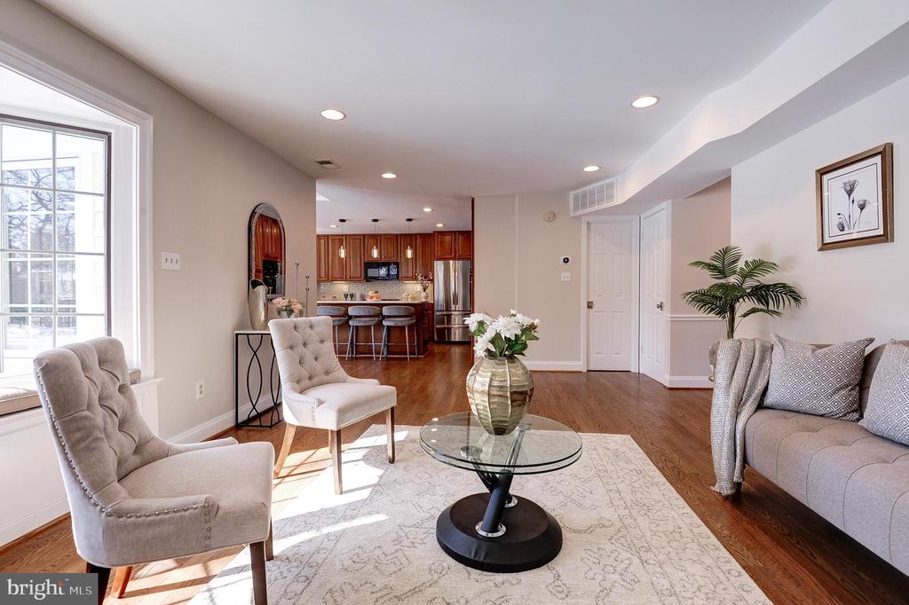 8017 ILIFF DRIVE