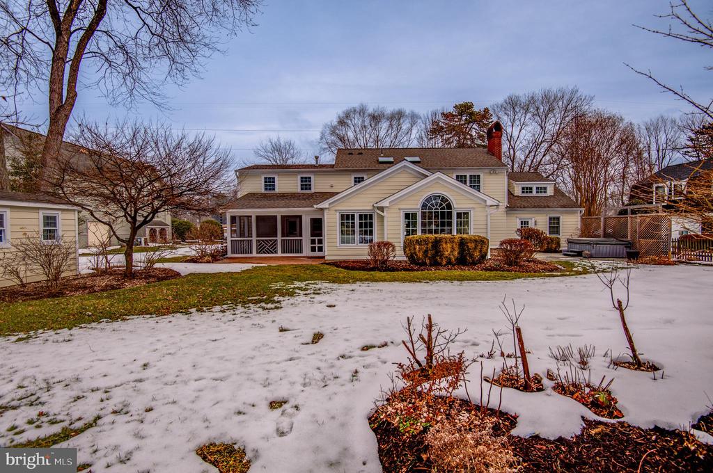 8017 ILIFF DRIVE