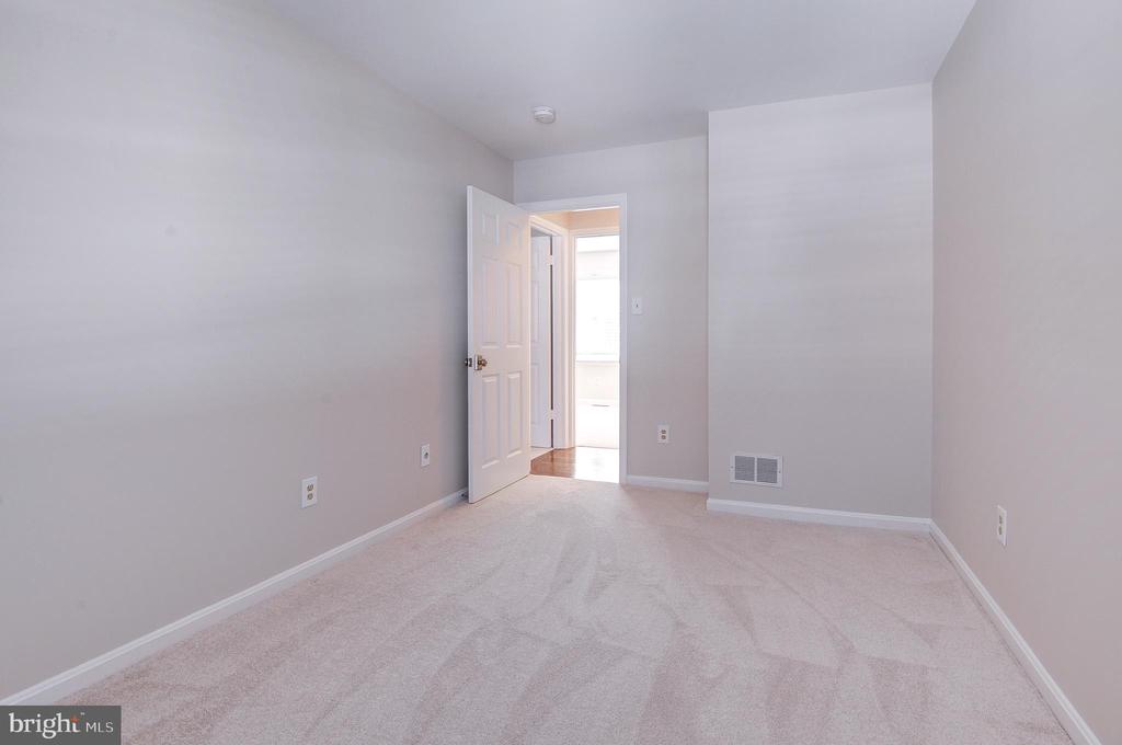8017 ILIFF DRIVE